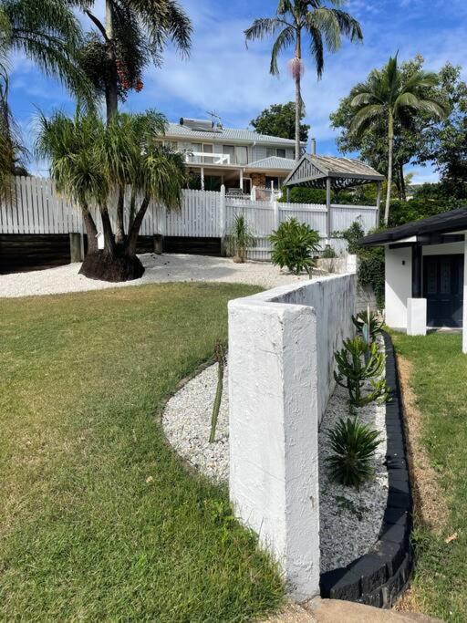 Brisbane Palm Springs-Inspired Home on Golf Course