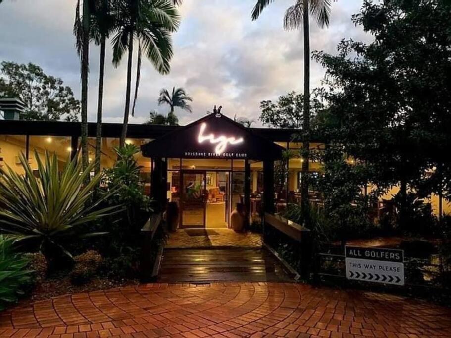 Brisbane Palm Springs-Inspired Home on Golf Course