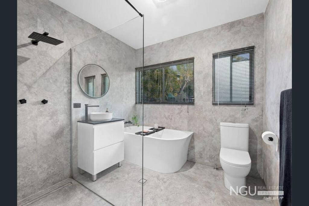 Brisbane Palm Springs-Inspired Home on Golf Course