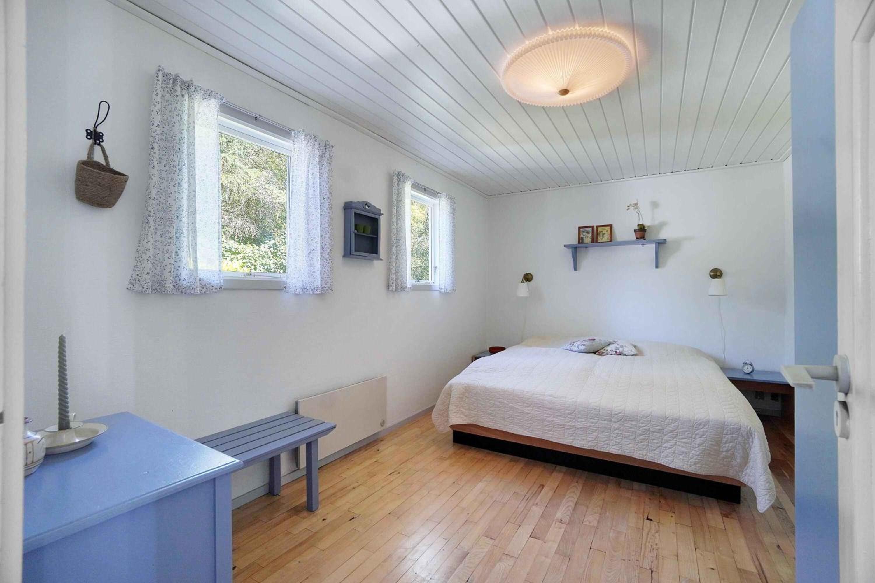 Charming Holiday House Near The Beach