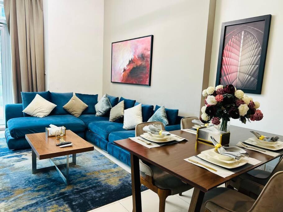Penthouse Two Bedroom Sea View luxurious