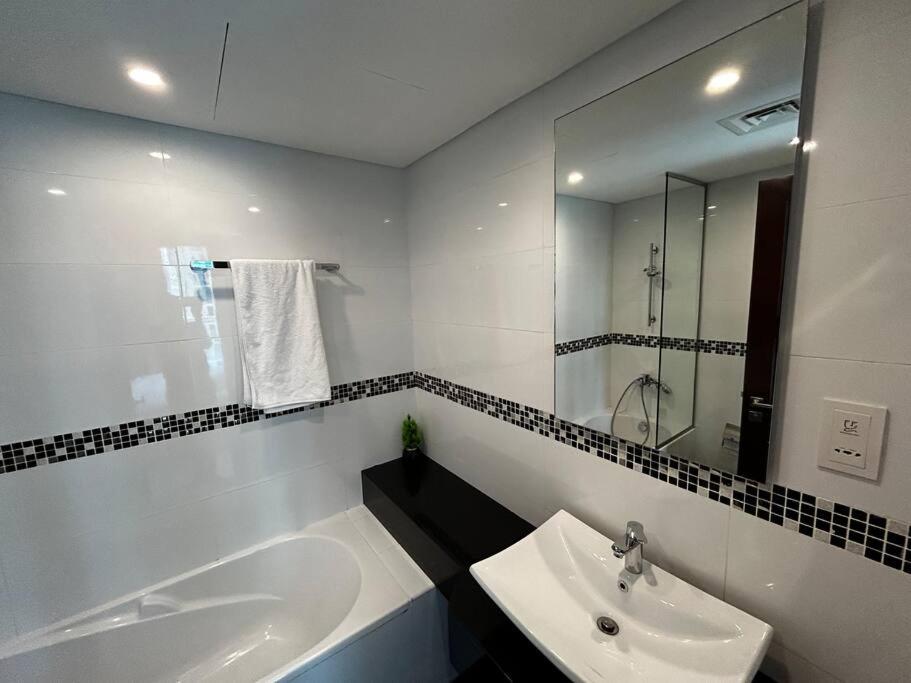 Penthouse Two Bedroom Sea View luxurious
