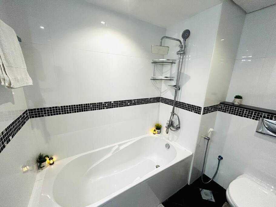 Penthouse Two Bedroom Sea View luxurious