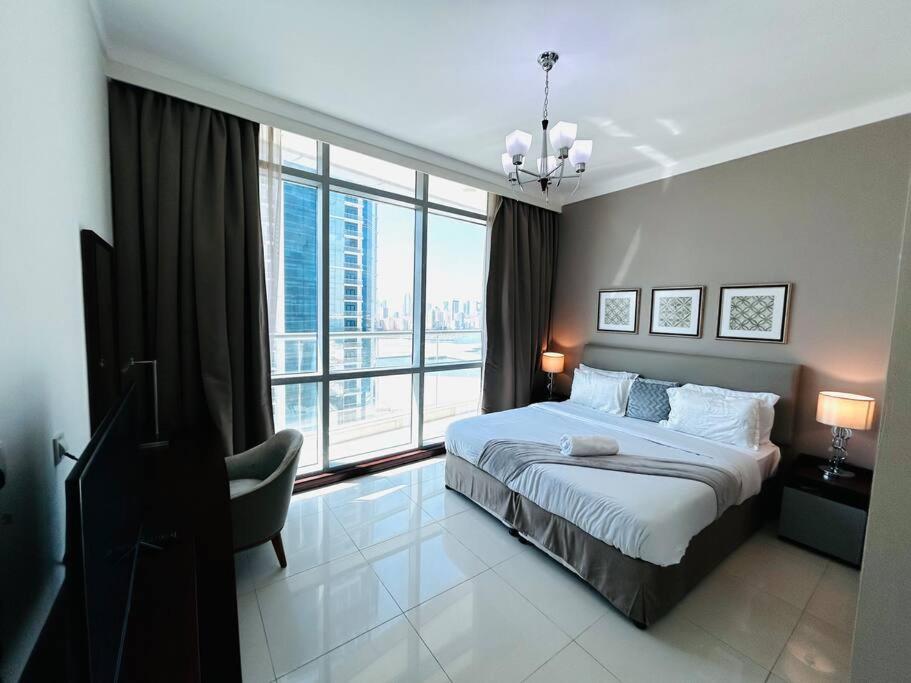 Penthouse Two Bedroom Sea View luxurious