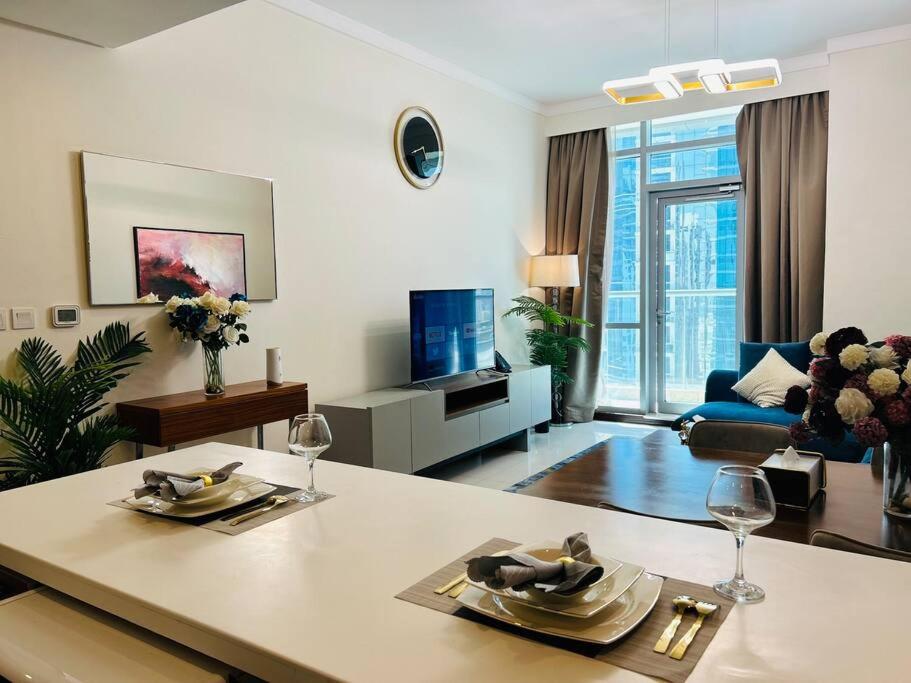 Penthouse Two Bedroom Sea View luxurious
