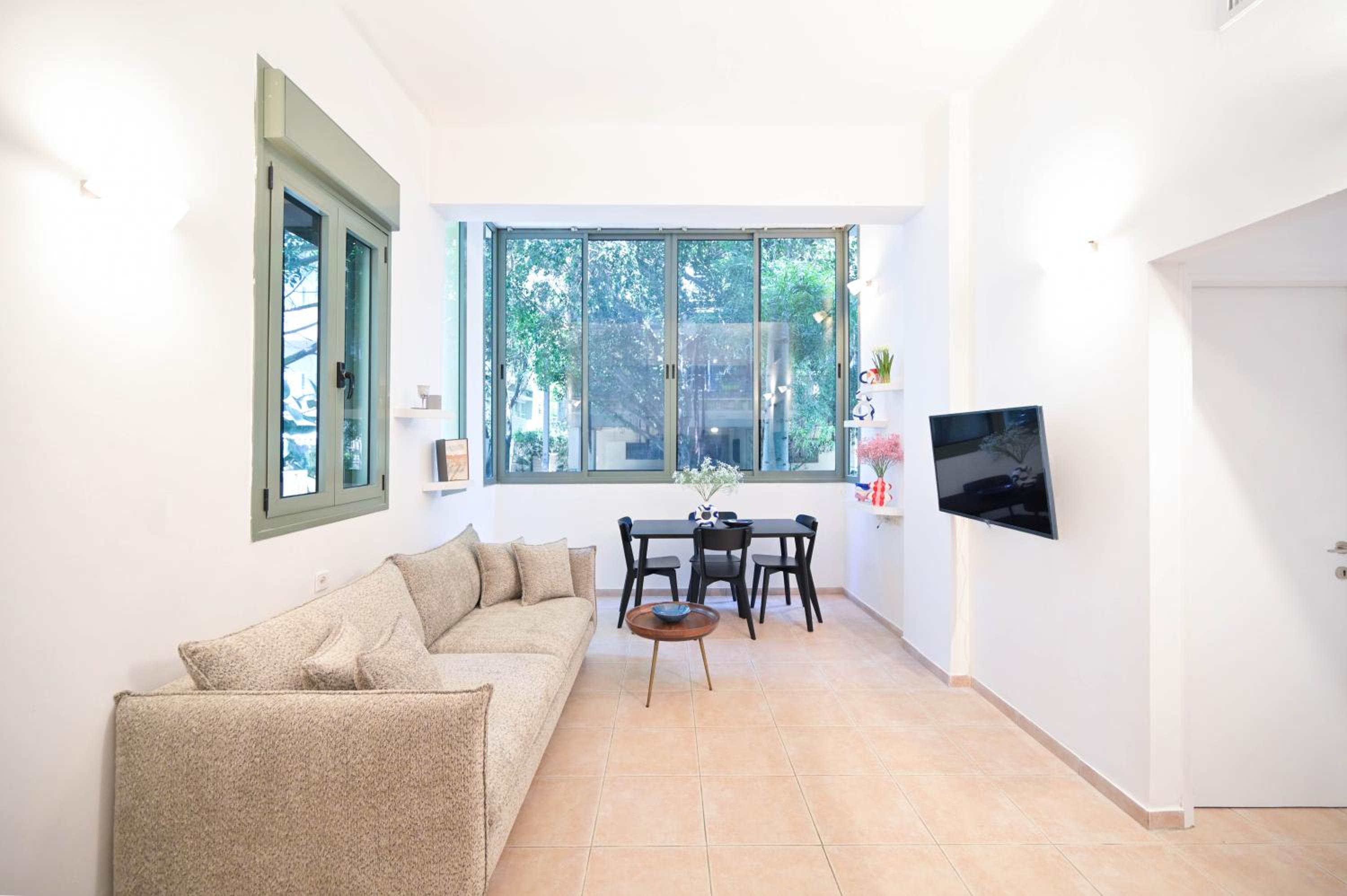 Beauty 3BR in Shenkin by HolyGuest view 4