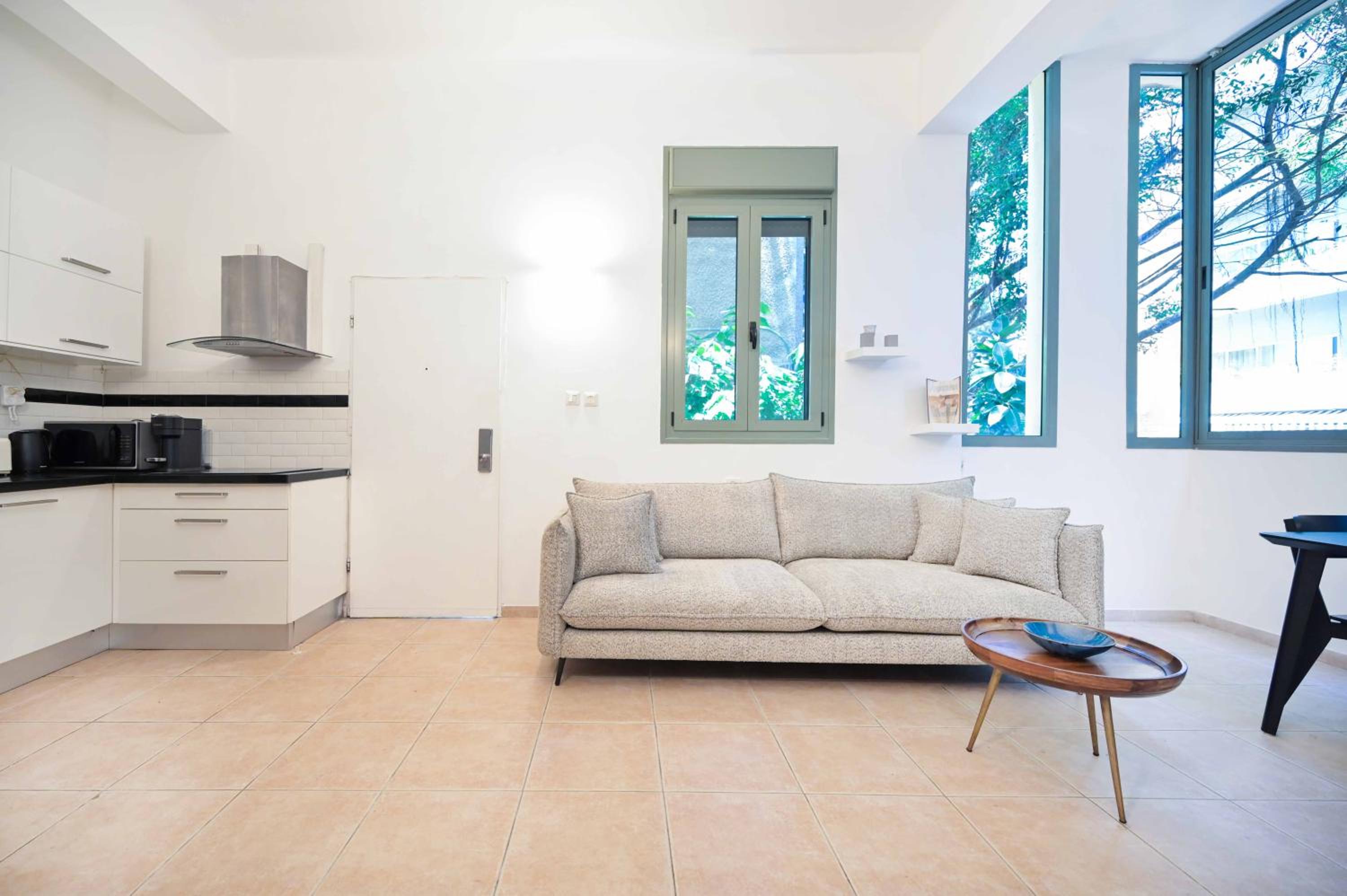 Beauty 3BR in Shenkin by HolyGuest view 5