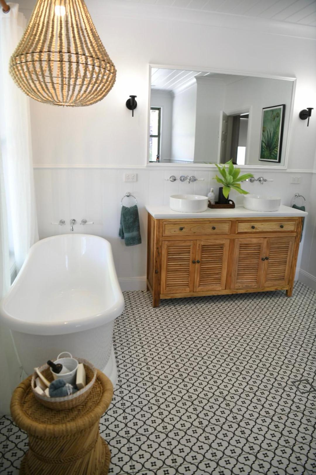 Tamworth Country Escape with a beautiful swimming pool!