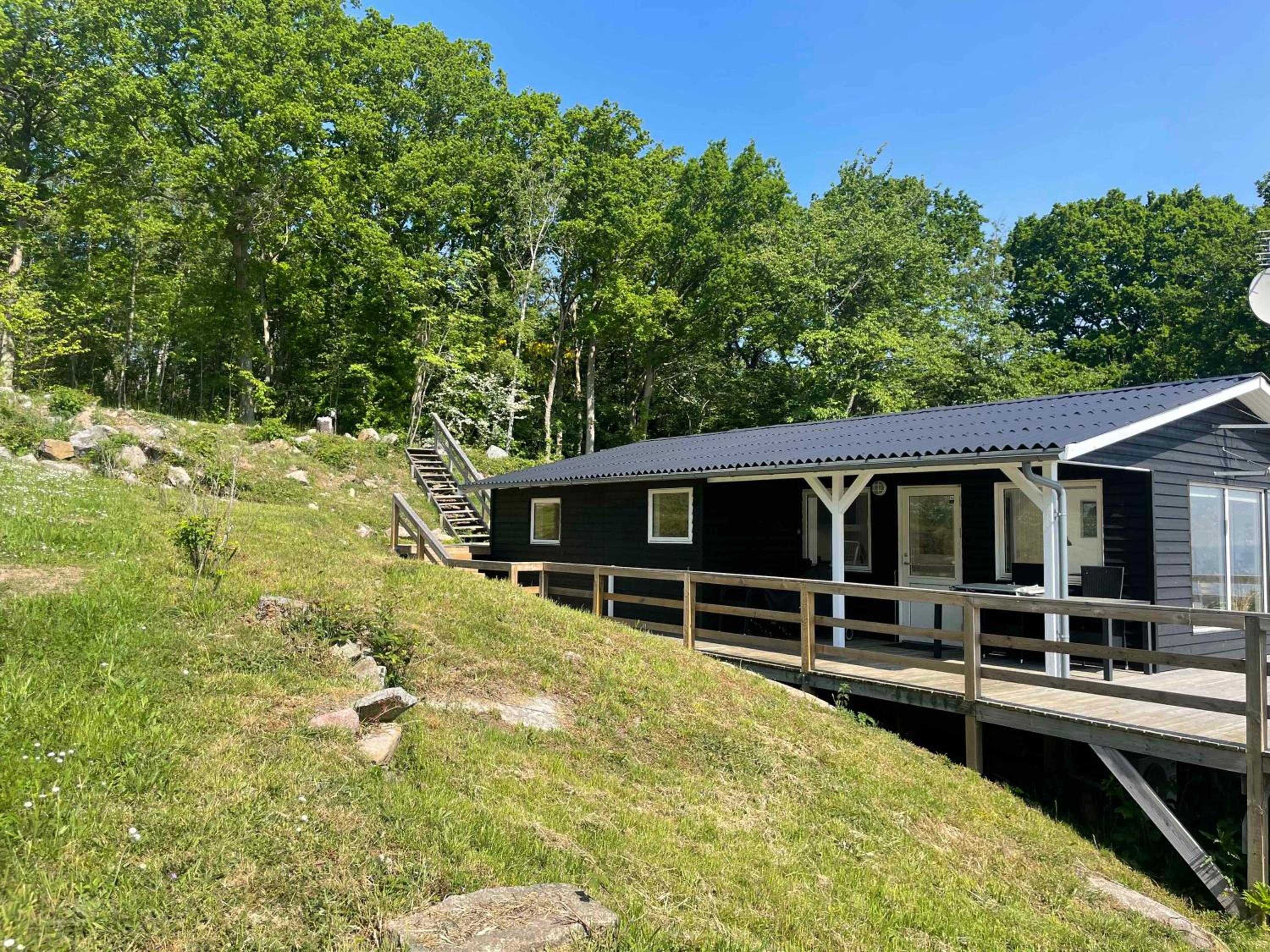 Cottage With A View- 5 Min From Beach