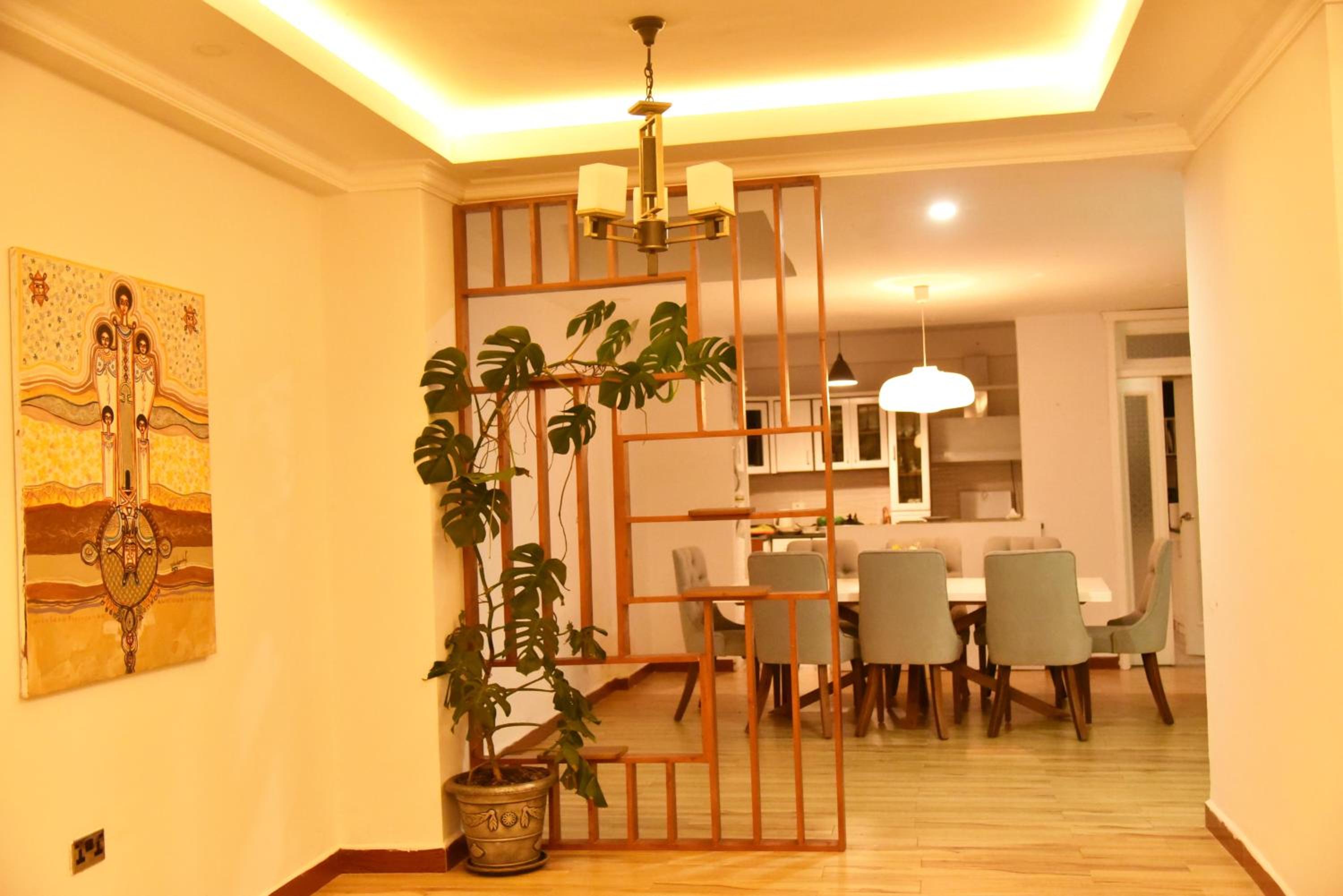 5 Bedroom Exquisite Villa in Top-view Area