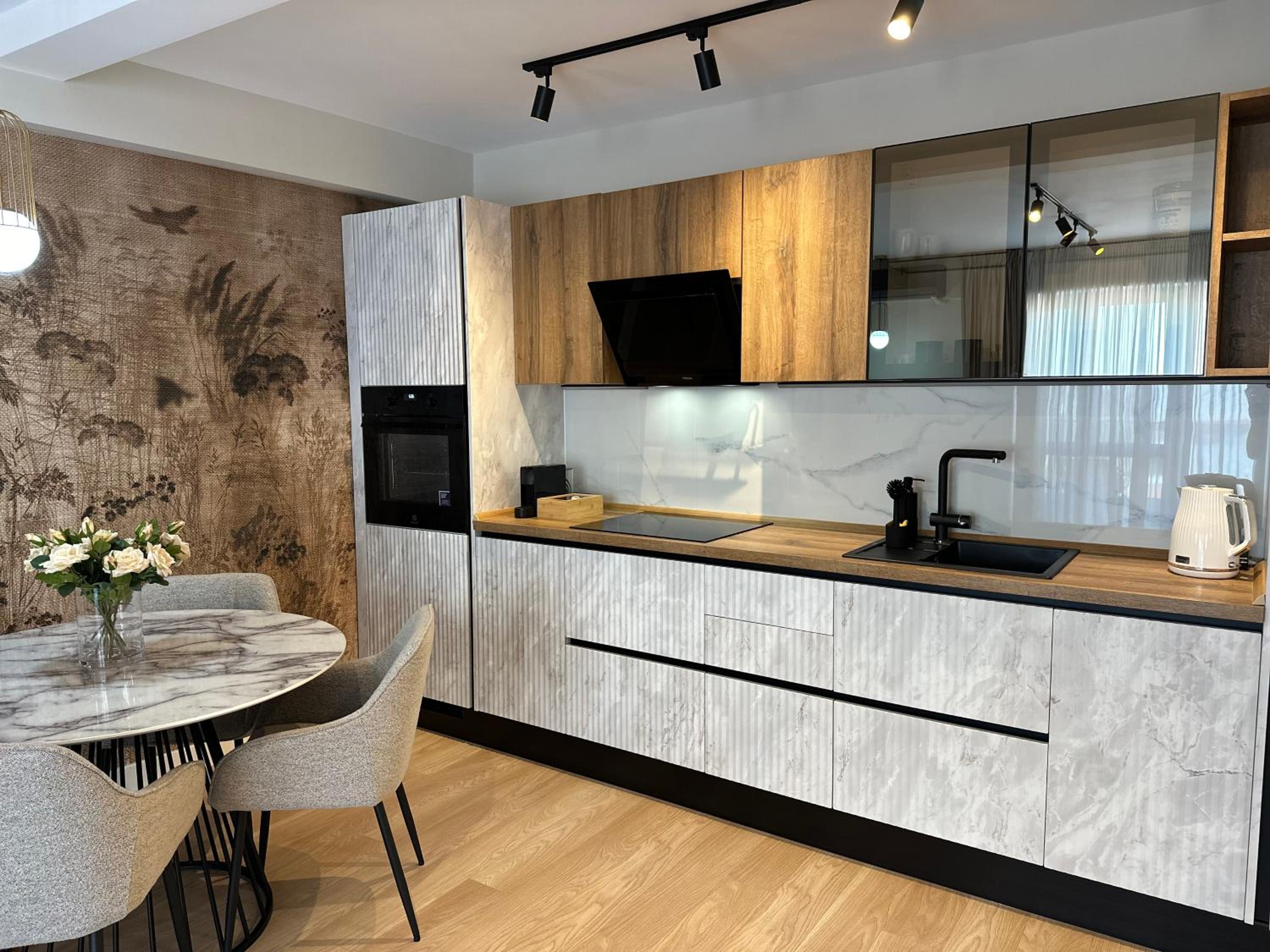Luxury 2BR apartament with free Parking Herăstrău view 2