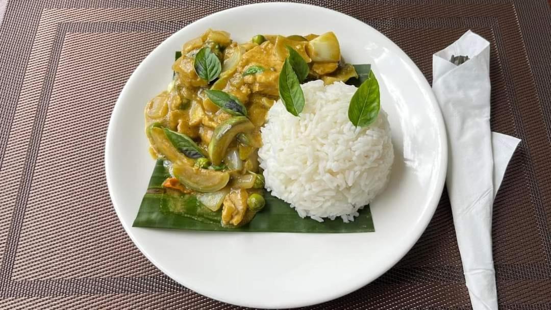 Konglor Cave Resort-Riverside Restaurant