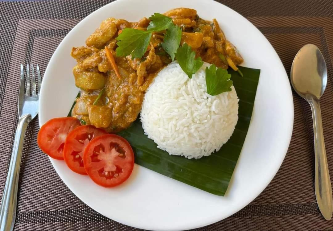 Konglor Cave Resort-Riverside Restaurant