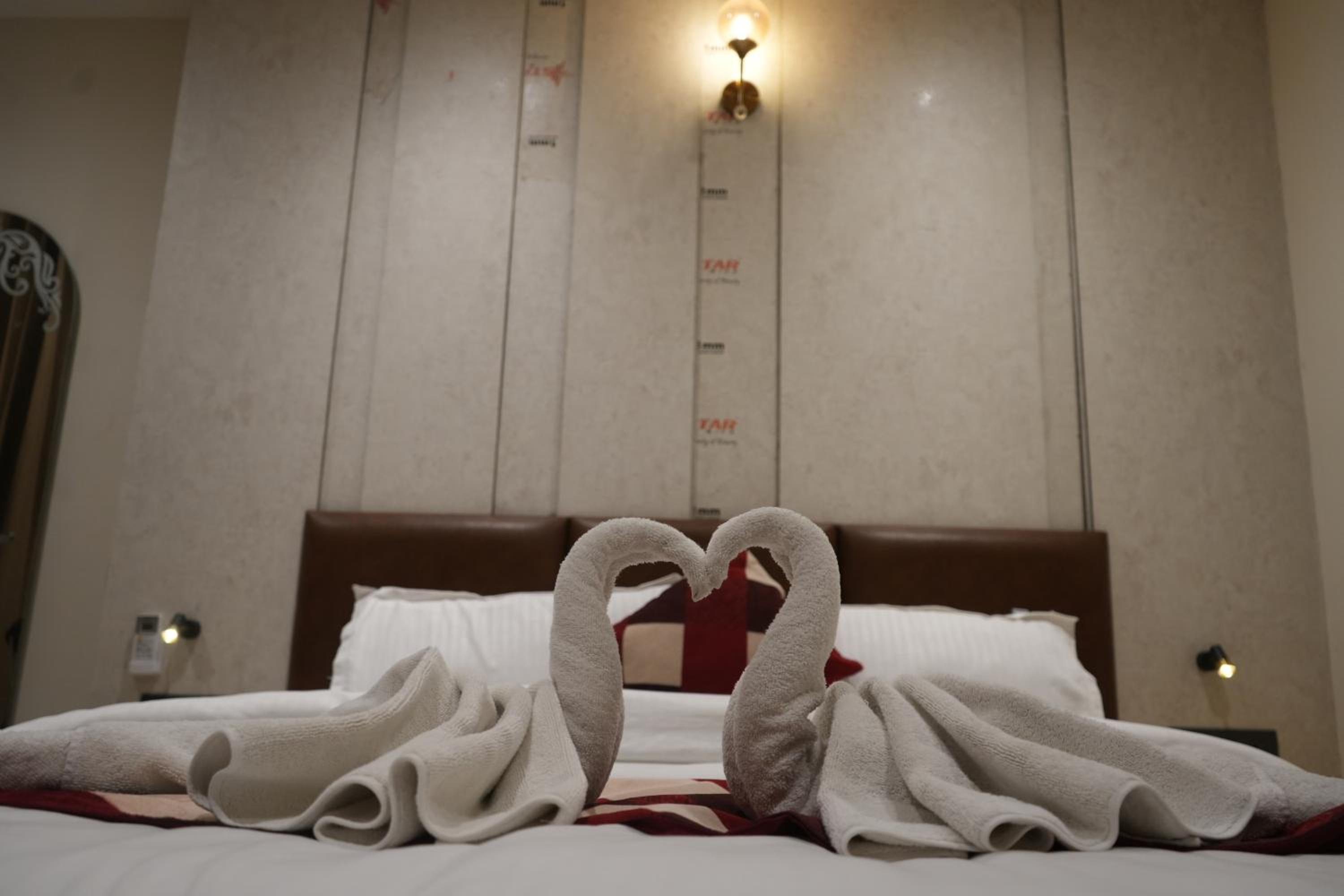 Hotel Calista Square