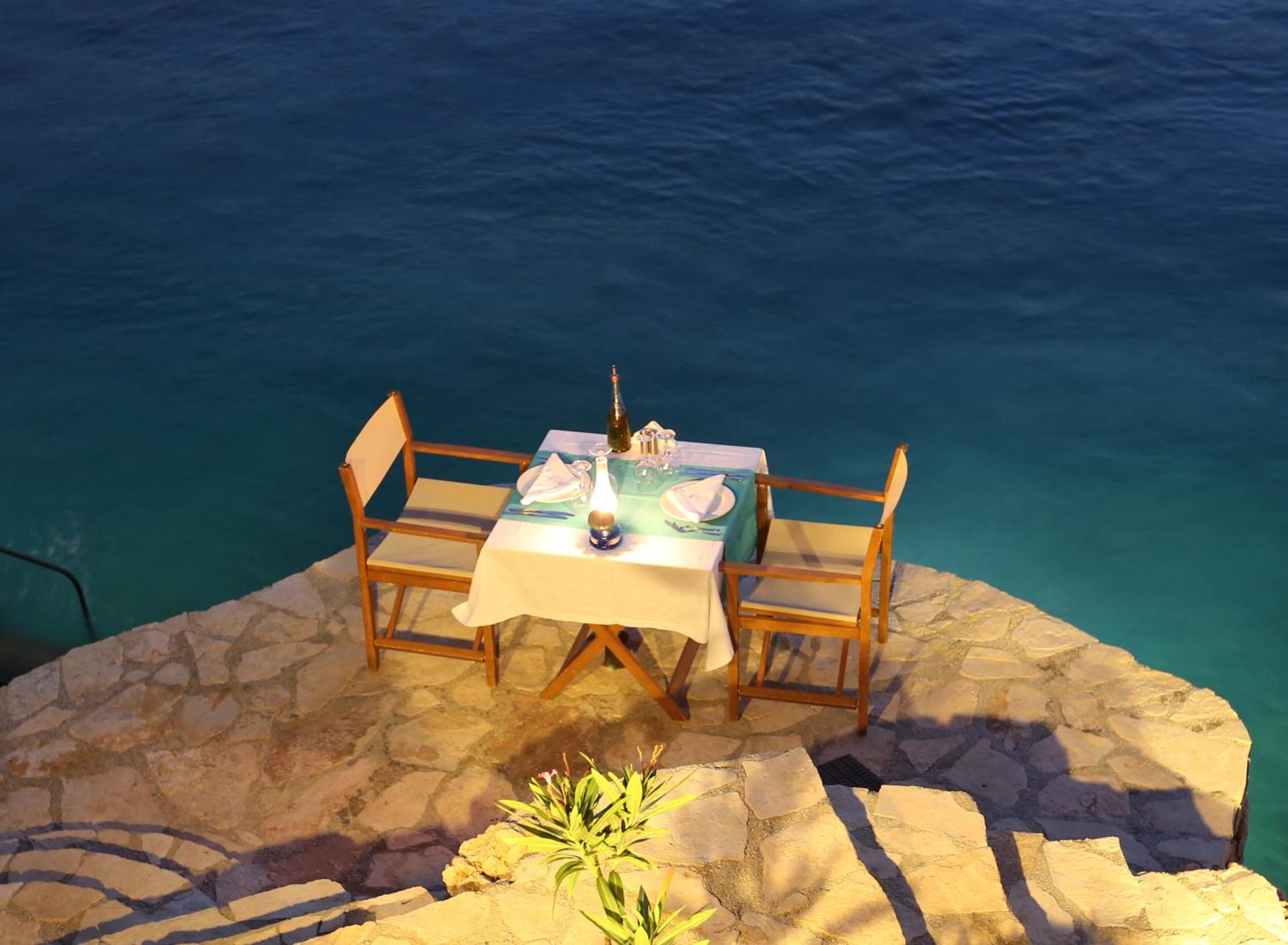 Hotel Villa Mahal becomes Villa Mahal Otel. - Image 43