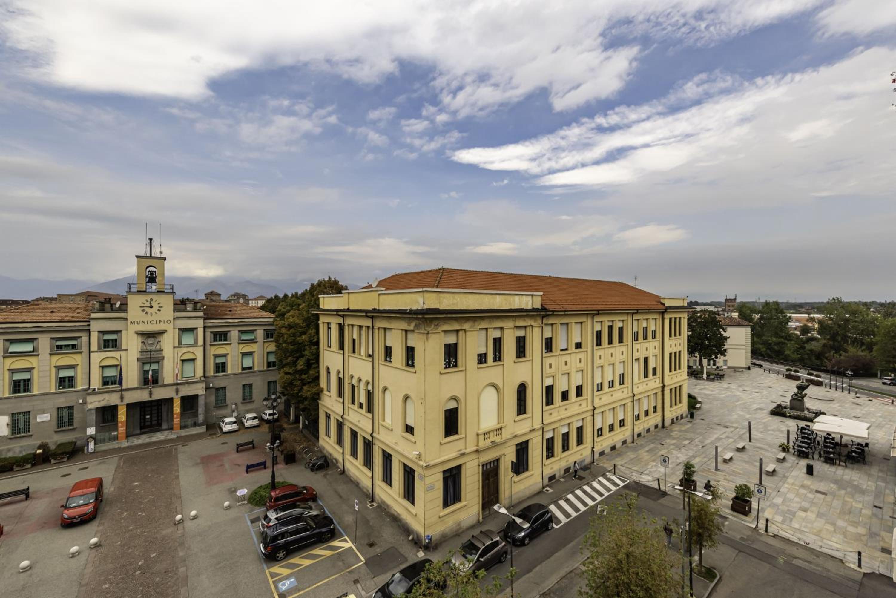 Happy Venaria by Rentbeat view 3