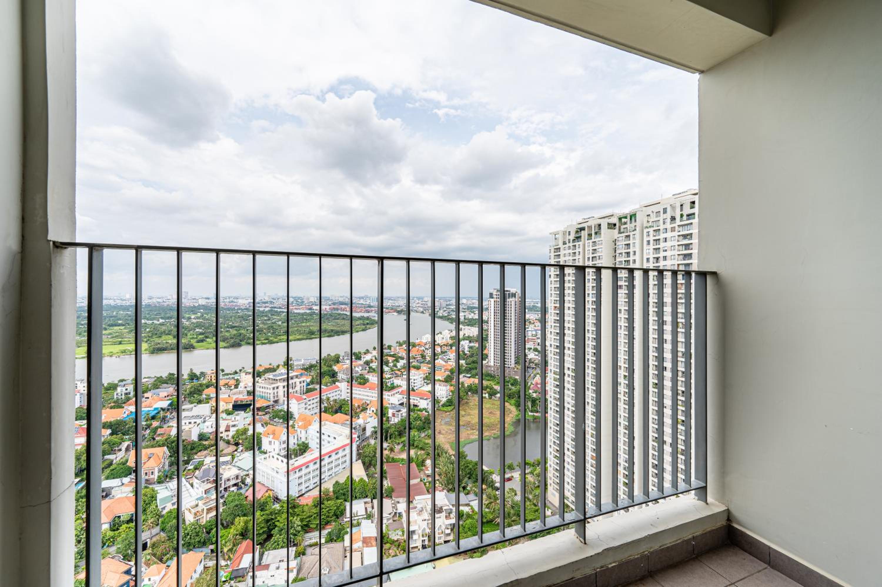 FREE Pool&GymㅣThao Dien APT 2BRㅣ River ViewㅣQuan2