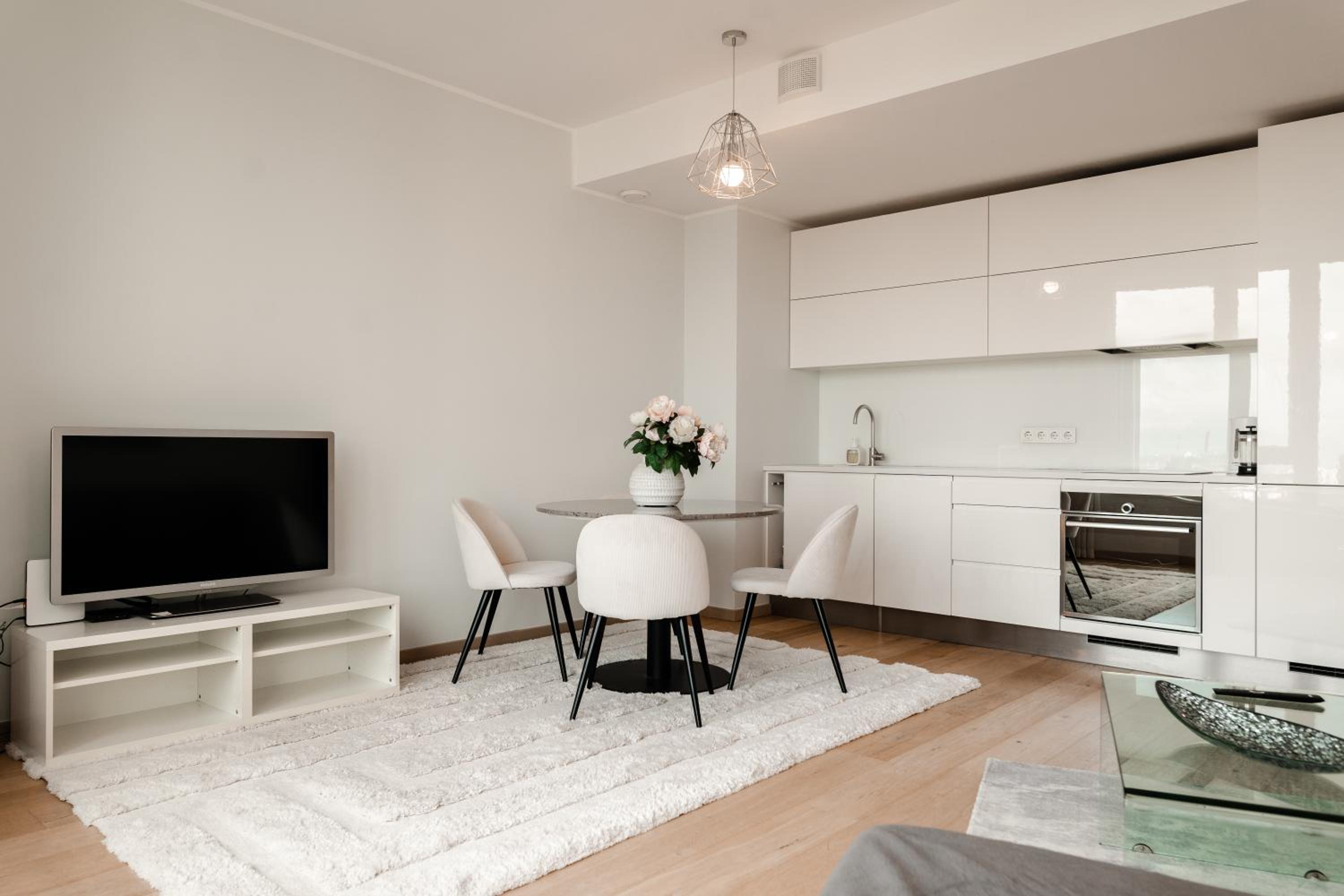 Luxurious Skyline Residence apartment