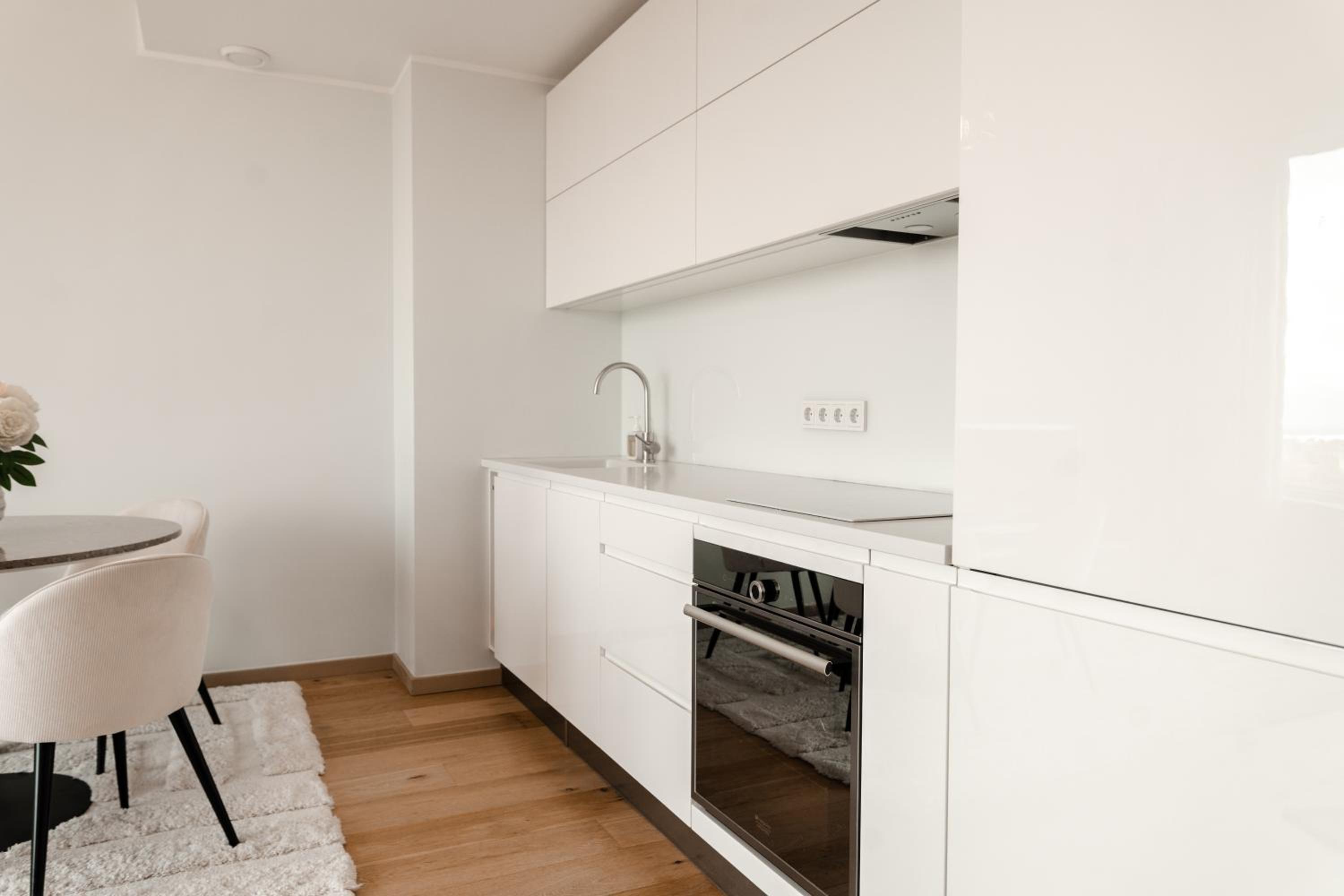 Luxurious Skyline Residence apartment