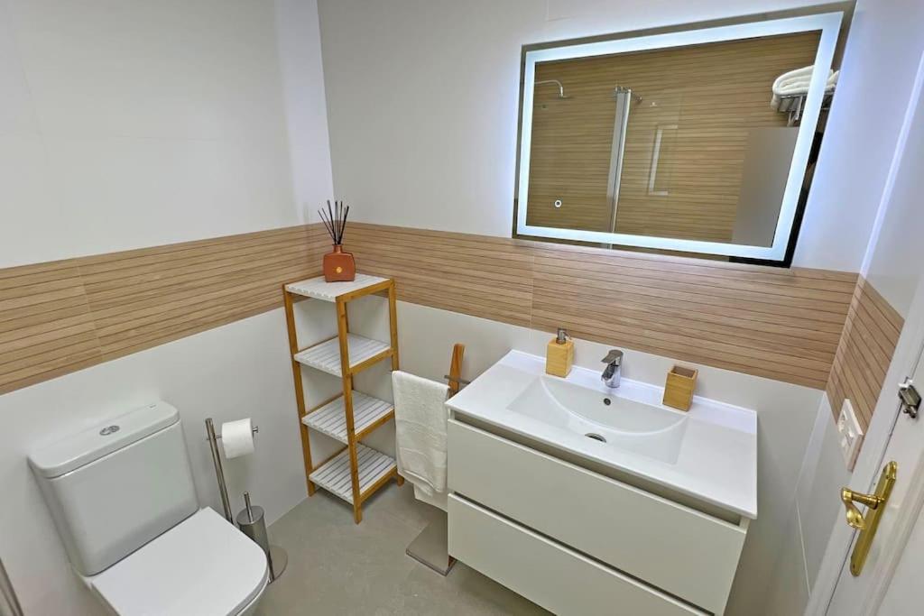 Luxury Beachside Apartment in La Cala de Mijas photo 3