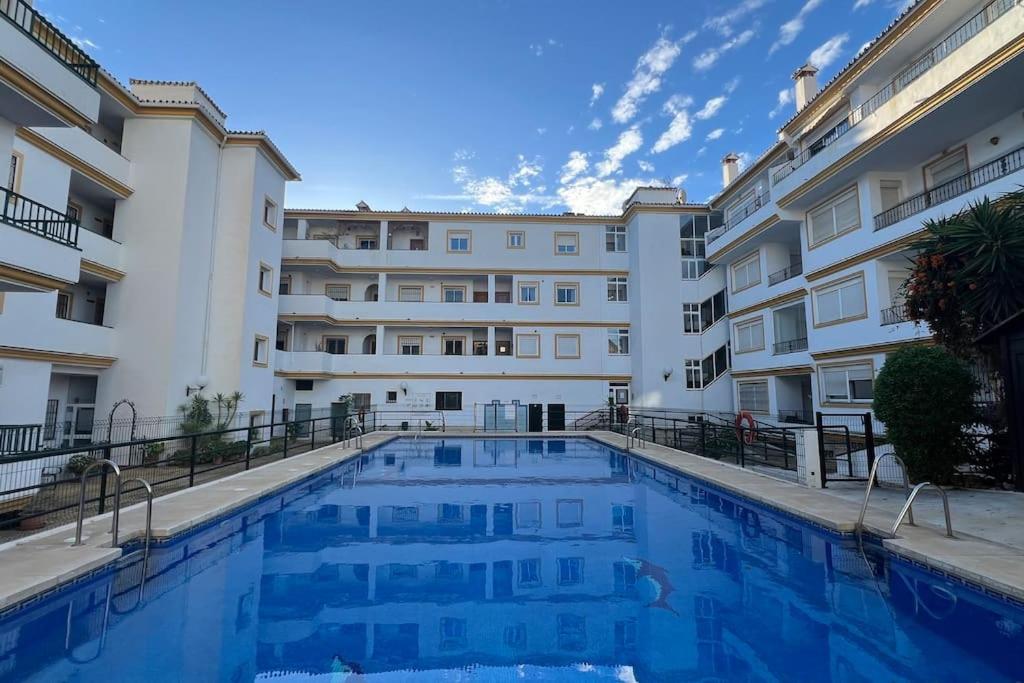 Luxury Beachside Apartment in La Cala de Mijas photo 5