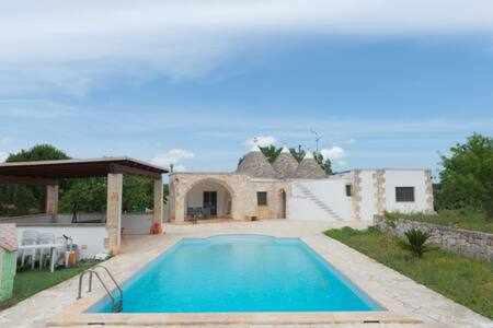 Trullo Terra di mezzo view 5