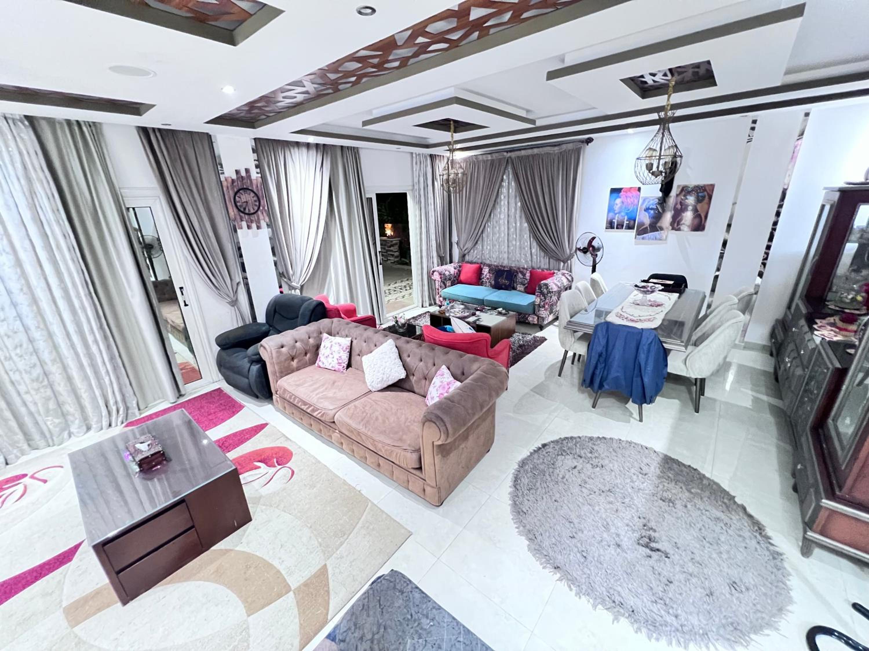 Villa Contenental residense El sheikh Zayed Beverly Hills
