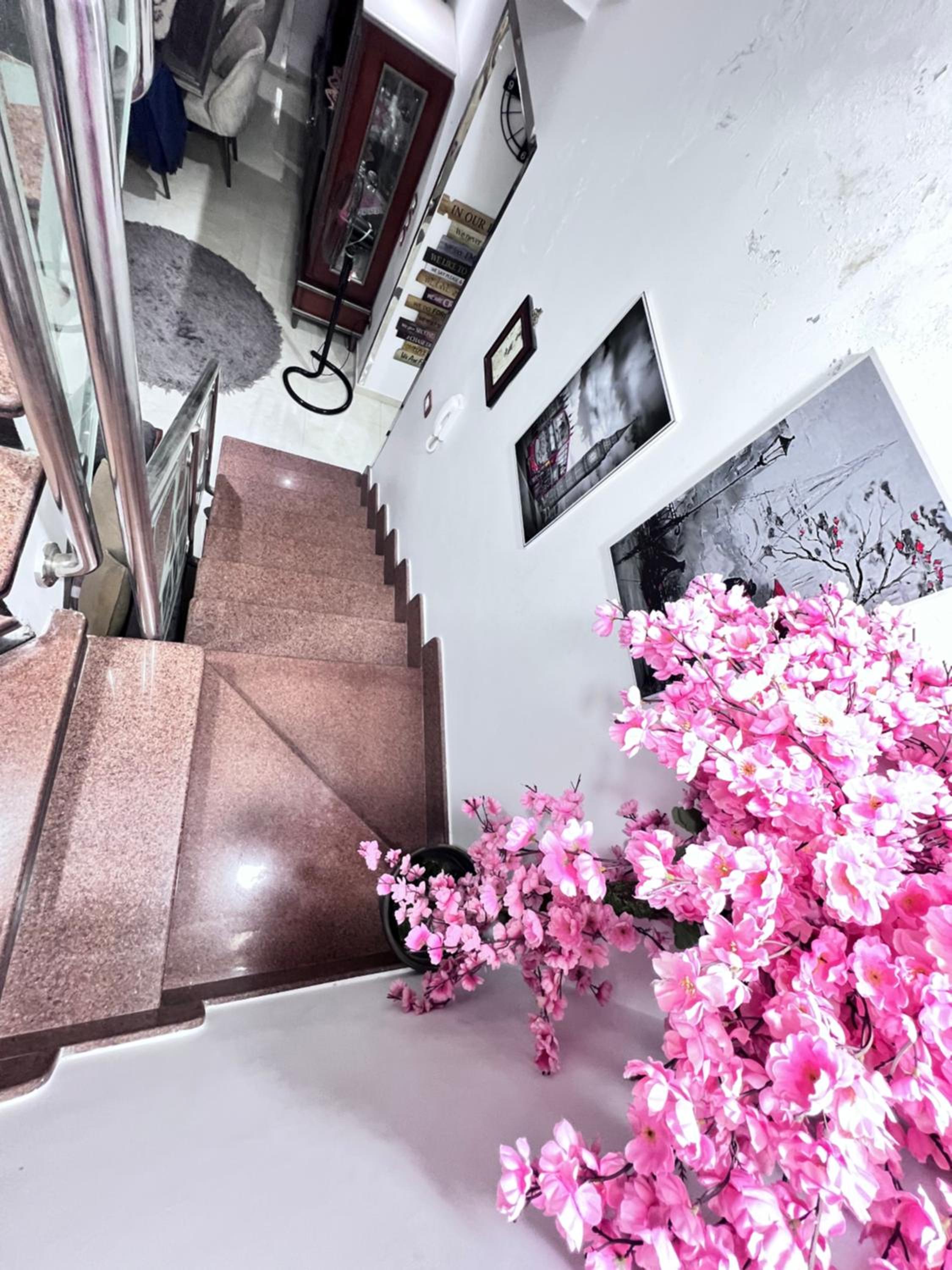 Villa Contenental residense El sheikh Zayed Beverly Hills