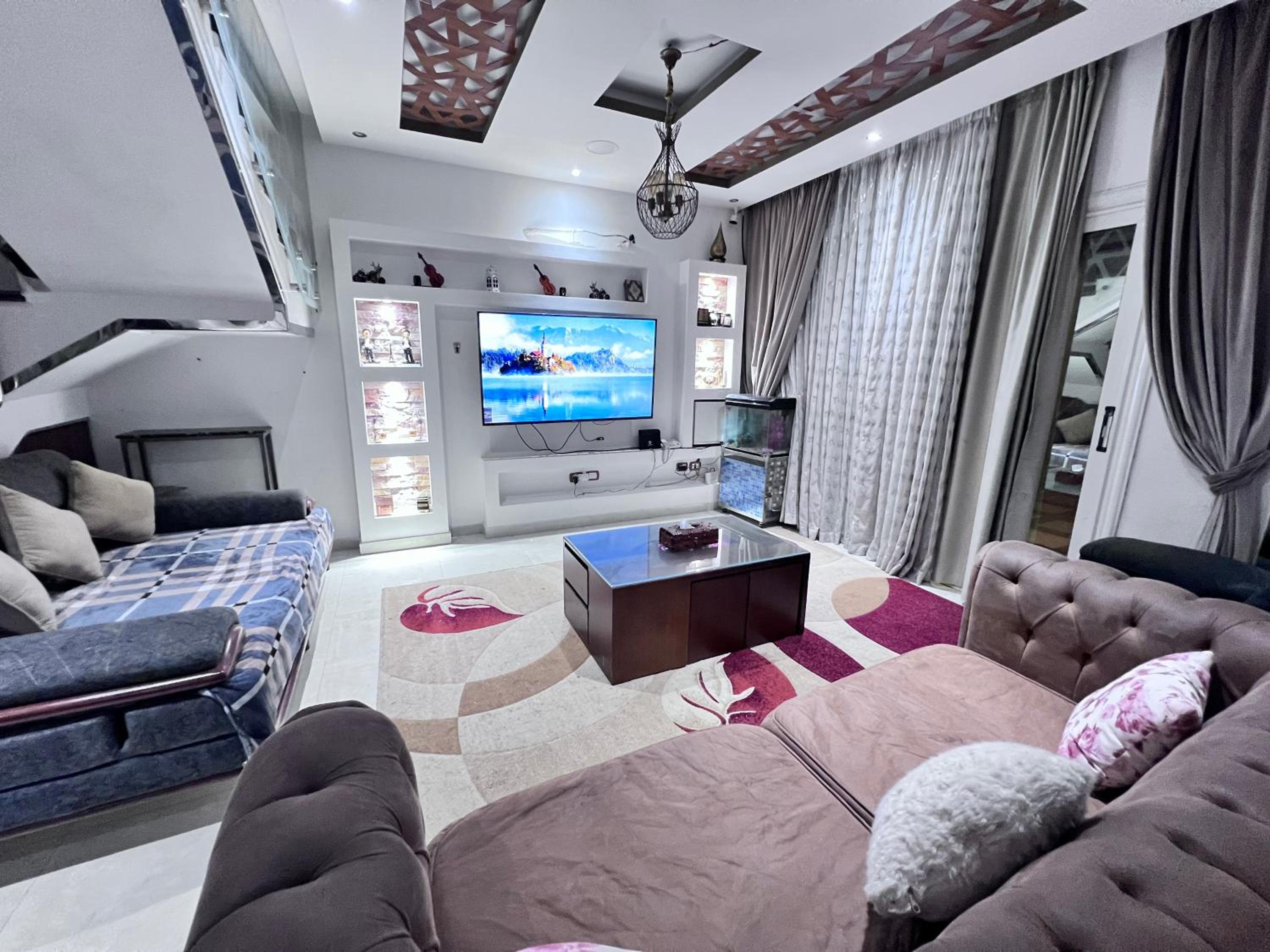 Villa Contenental residense El sheikh Zayed Beverly Hills