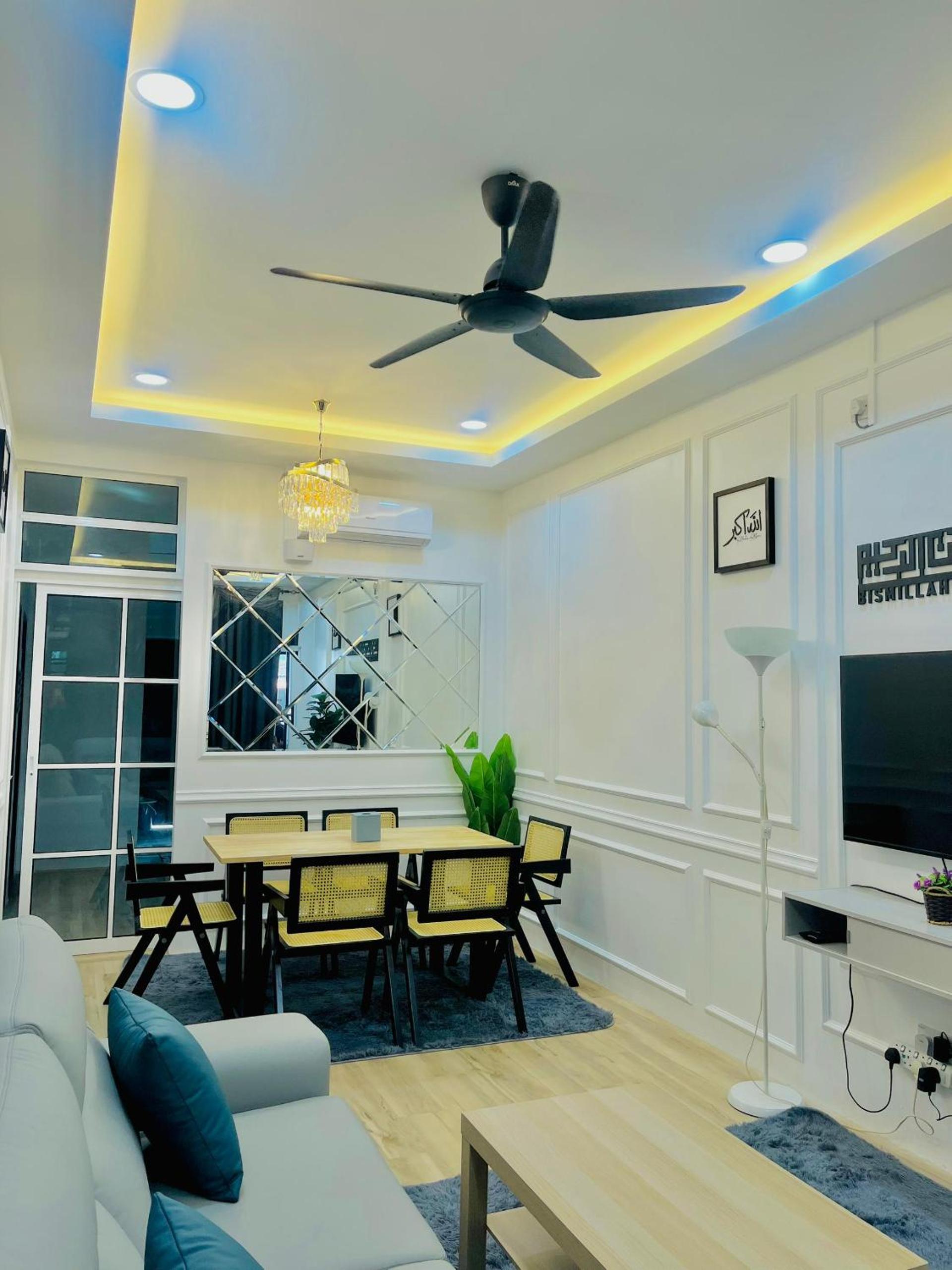 Homestay DEEDORA