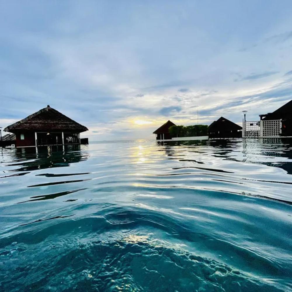 Avani Sepang Goldcoast Resort Family Villa