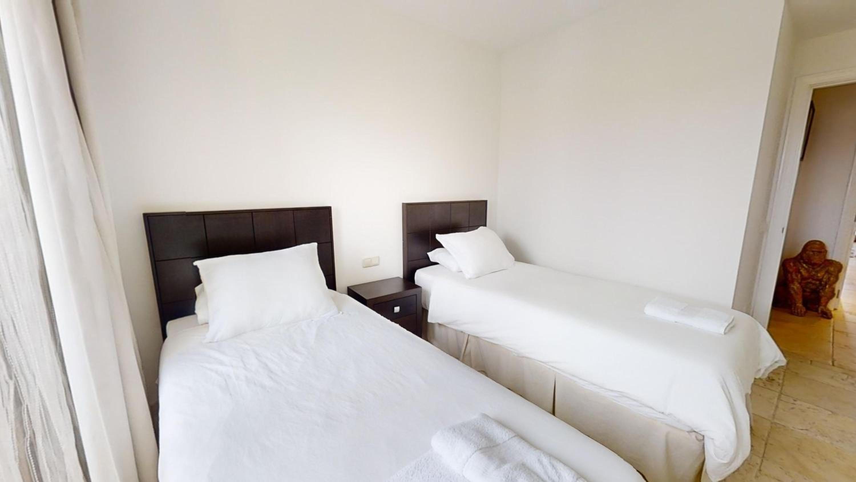 Luxury Ground Floor Apartment with Spa Facilities