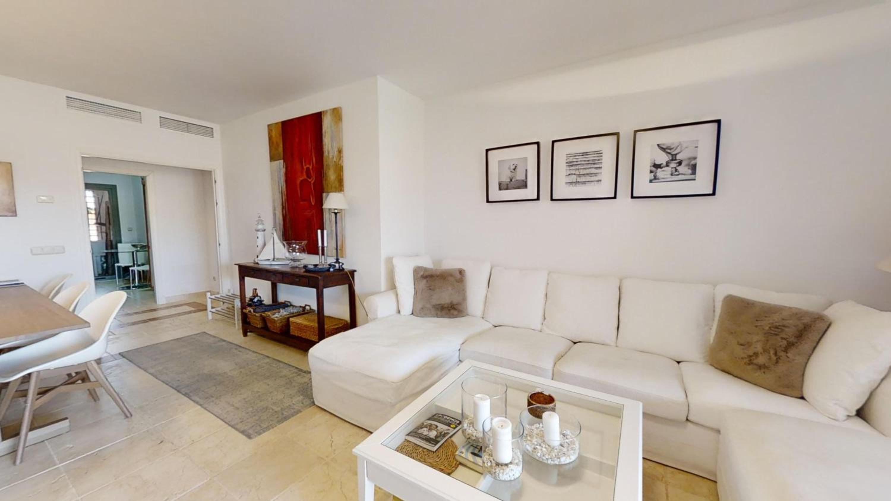 Luxury Ground Floor Apartment with Spa Facilities