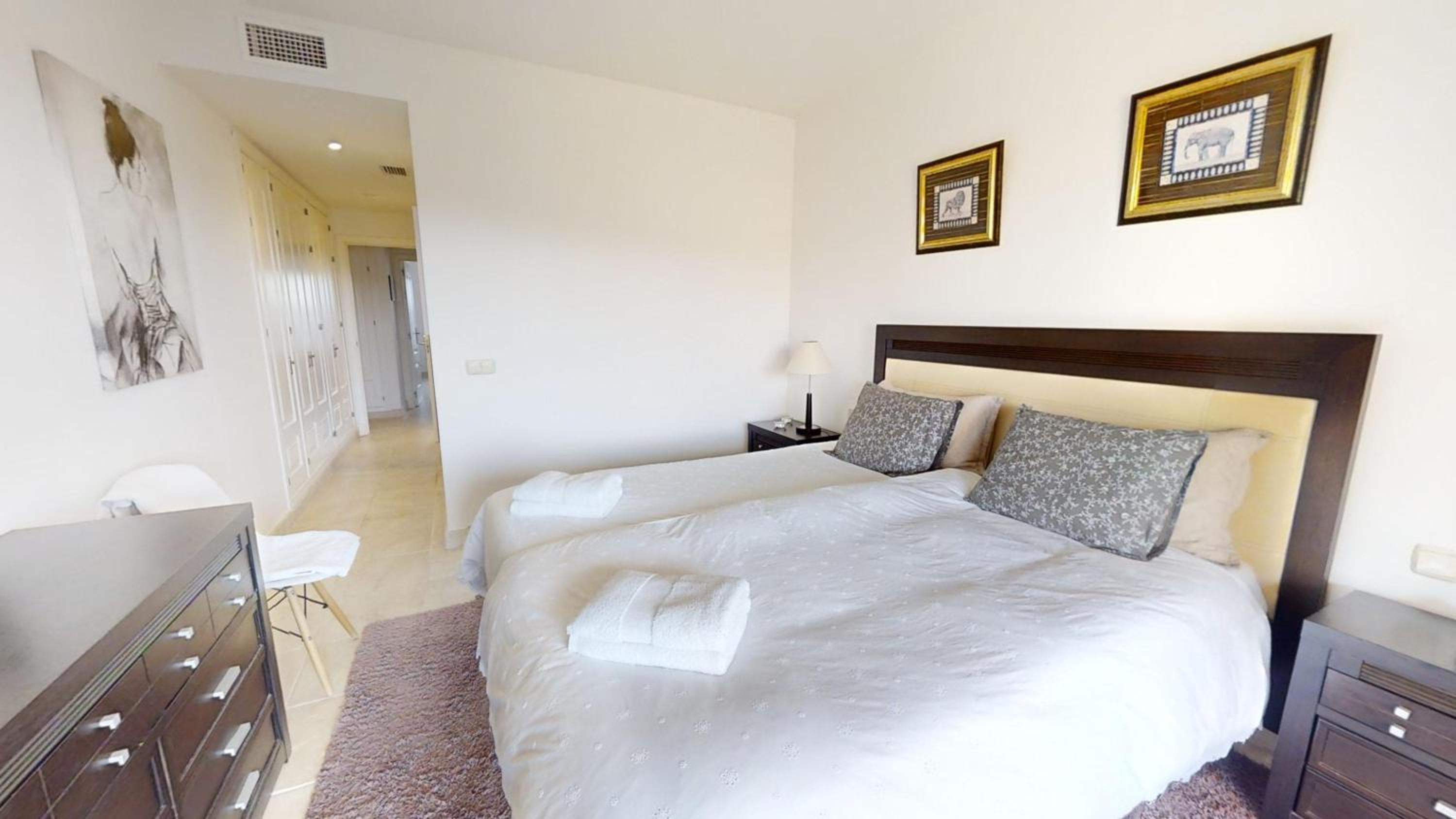 Luxury Ground Floor Apartment with Spa Facilities