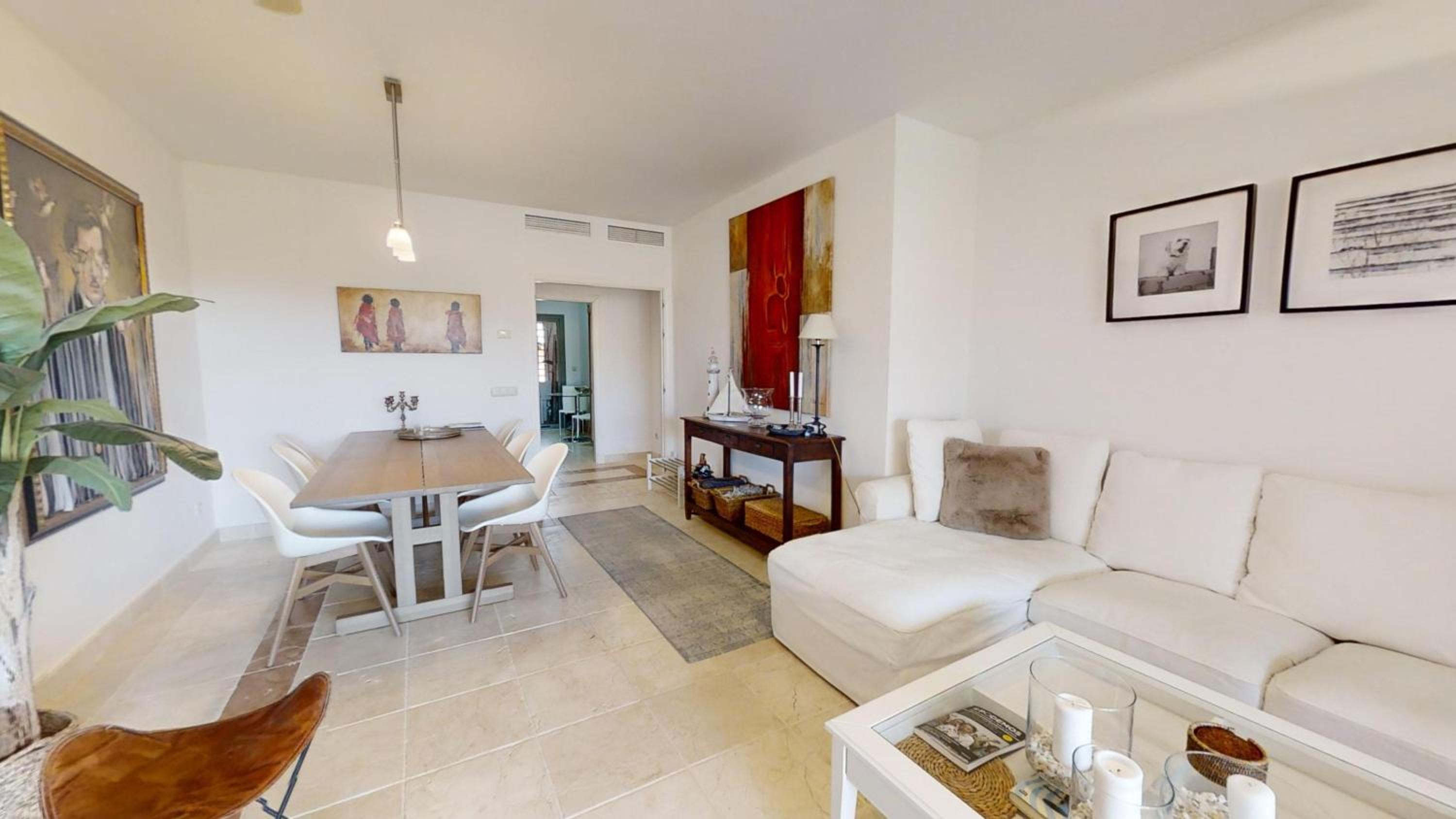 Luxury Ground Floor Apartment with Spa Facilities