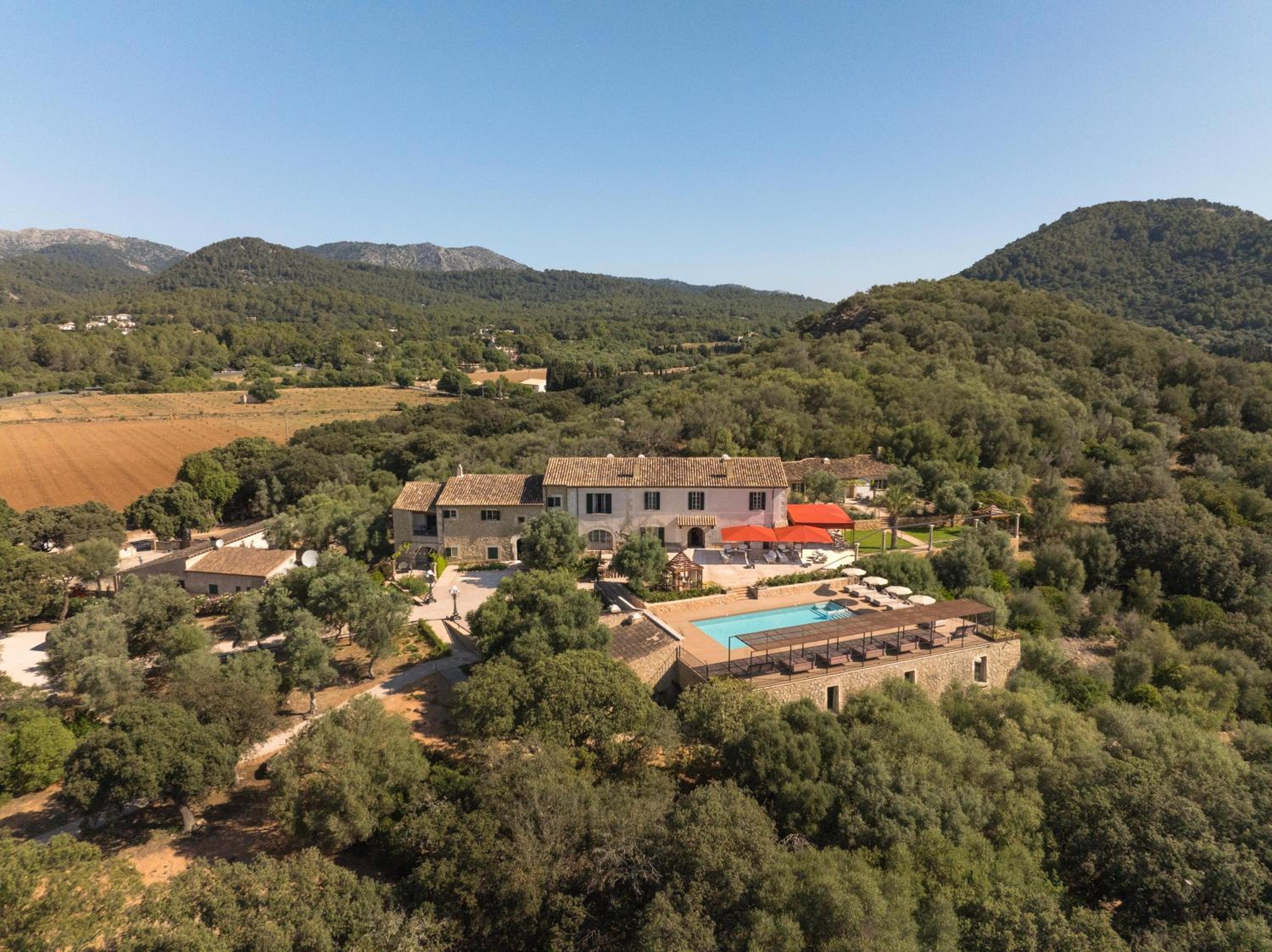 Son Sabater by Zafiro