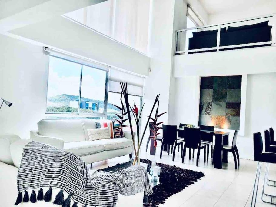 Exclusivo Penthouse con excelente ubicación