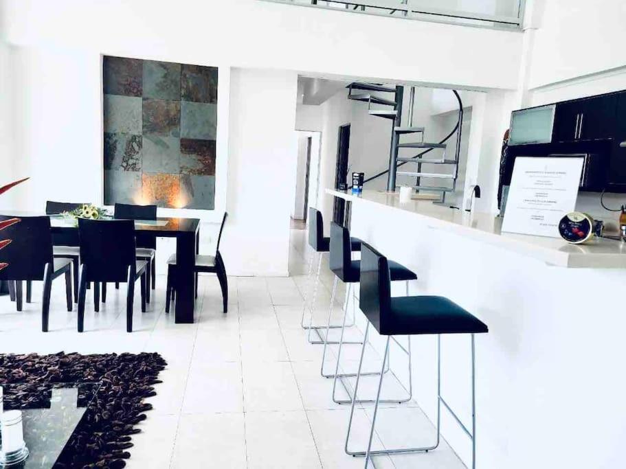 Exclusivo Penthouse con excelente ubicación