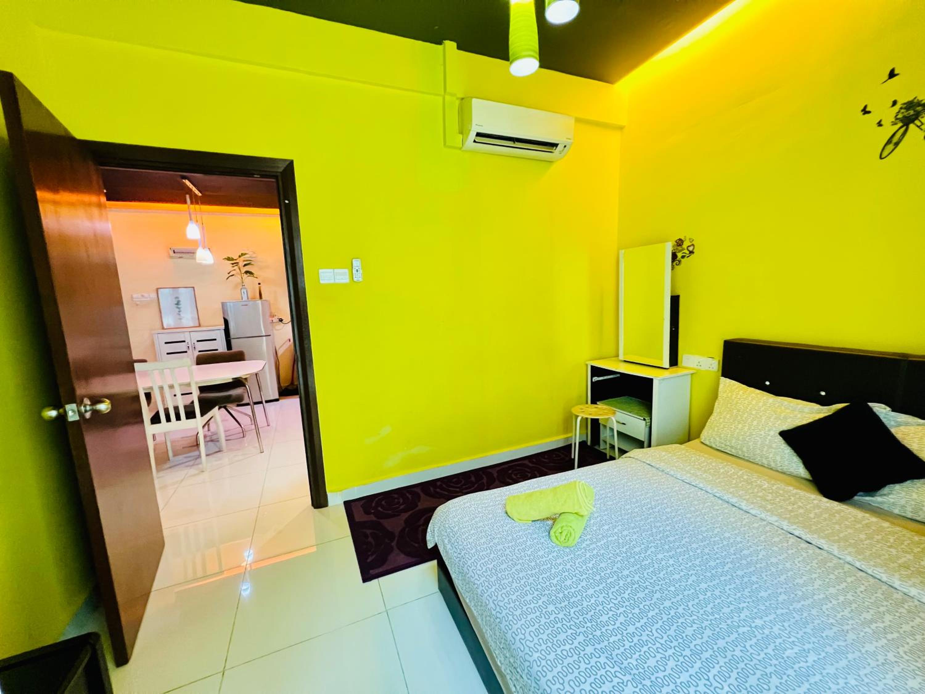 Regalia Suites Skypool View KLCC by Enjoy your stay