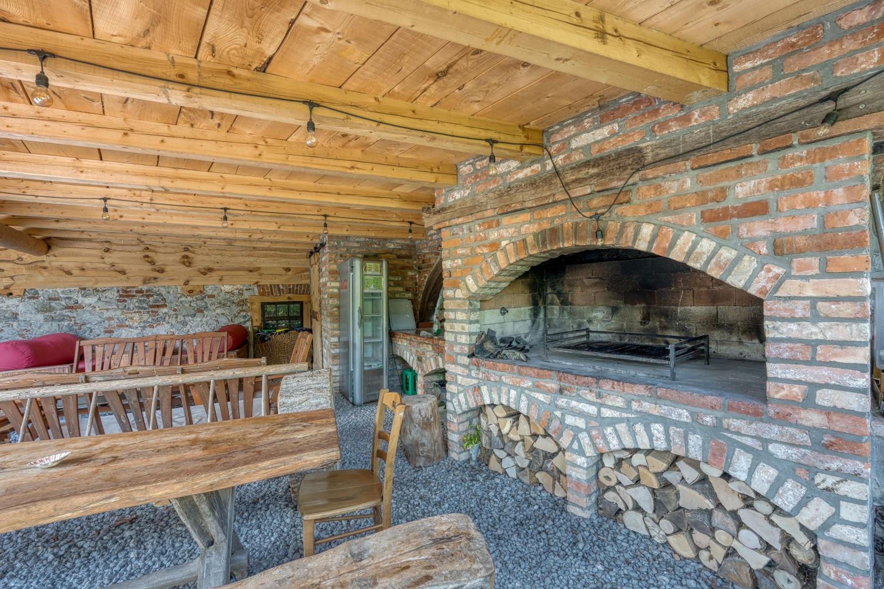 Luxury Glamping House Pia - Happy Rentals view 3