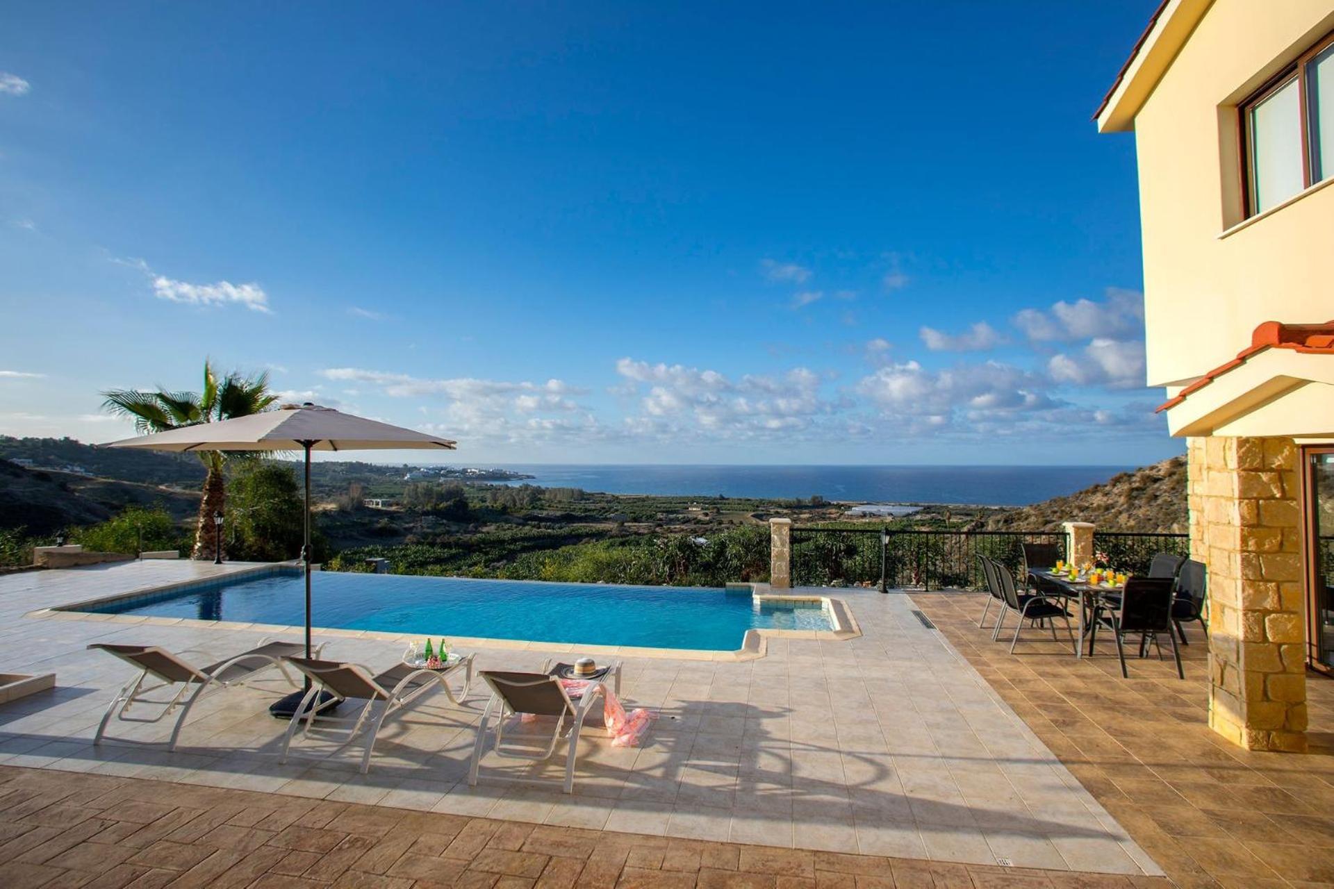 Magnificent Coral Bay Villa - Villa Azure Cove - 3 Bedrooms - Great Sea Views - Well-Furnished