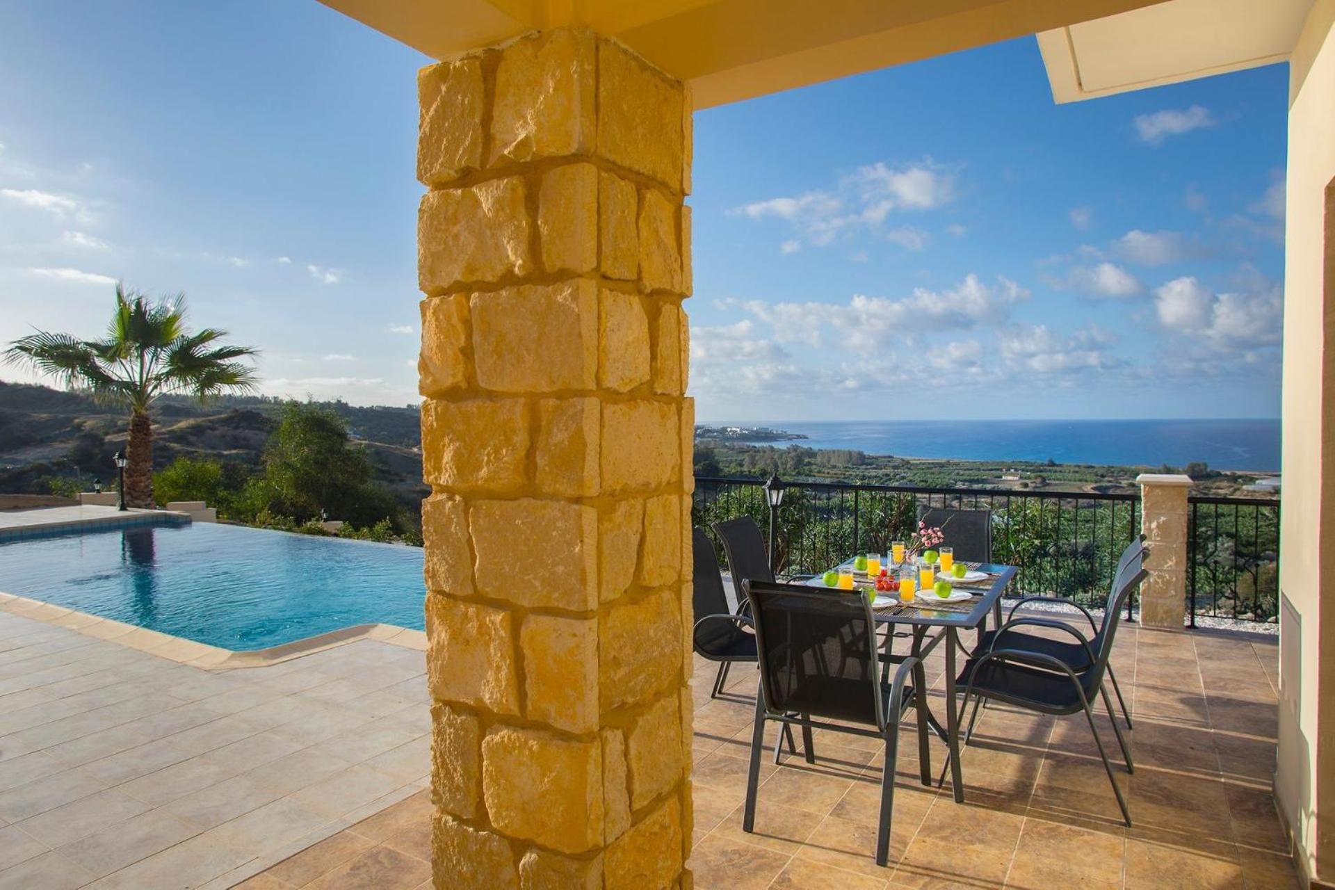 Magnificent Coral Bay Villa - Villa Azure Cove - 3 Bedrooms - Great Sea Views - Well-Furnished
