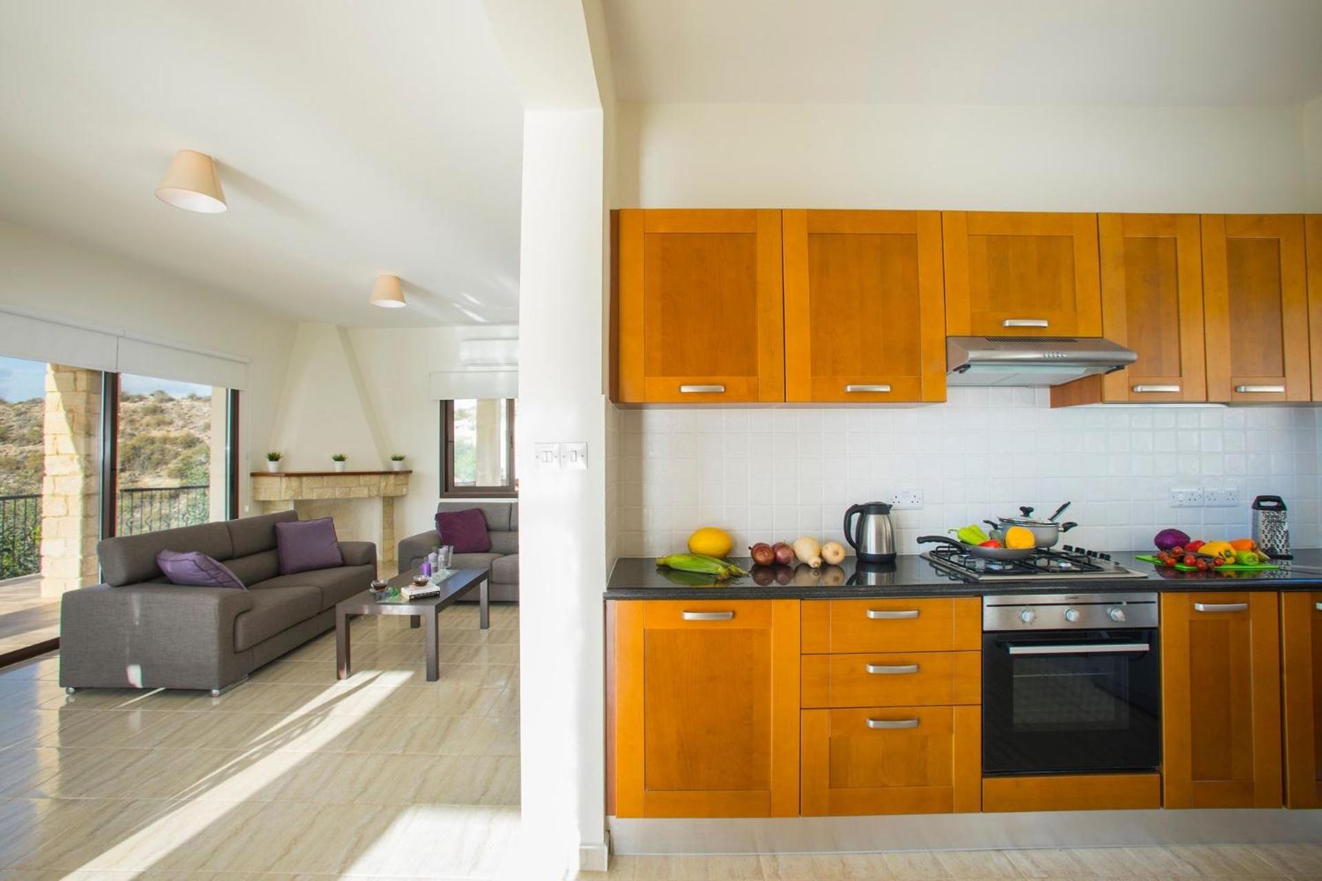 Magnificent Coral Bay Villa - Villa Azure Cove - 3 Bedrooms - Great Sea Views - Well-Furnished