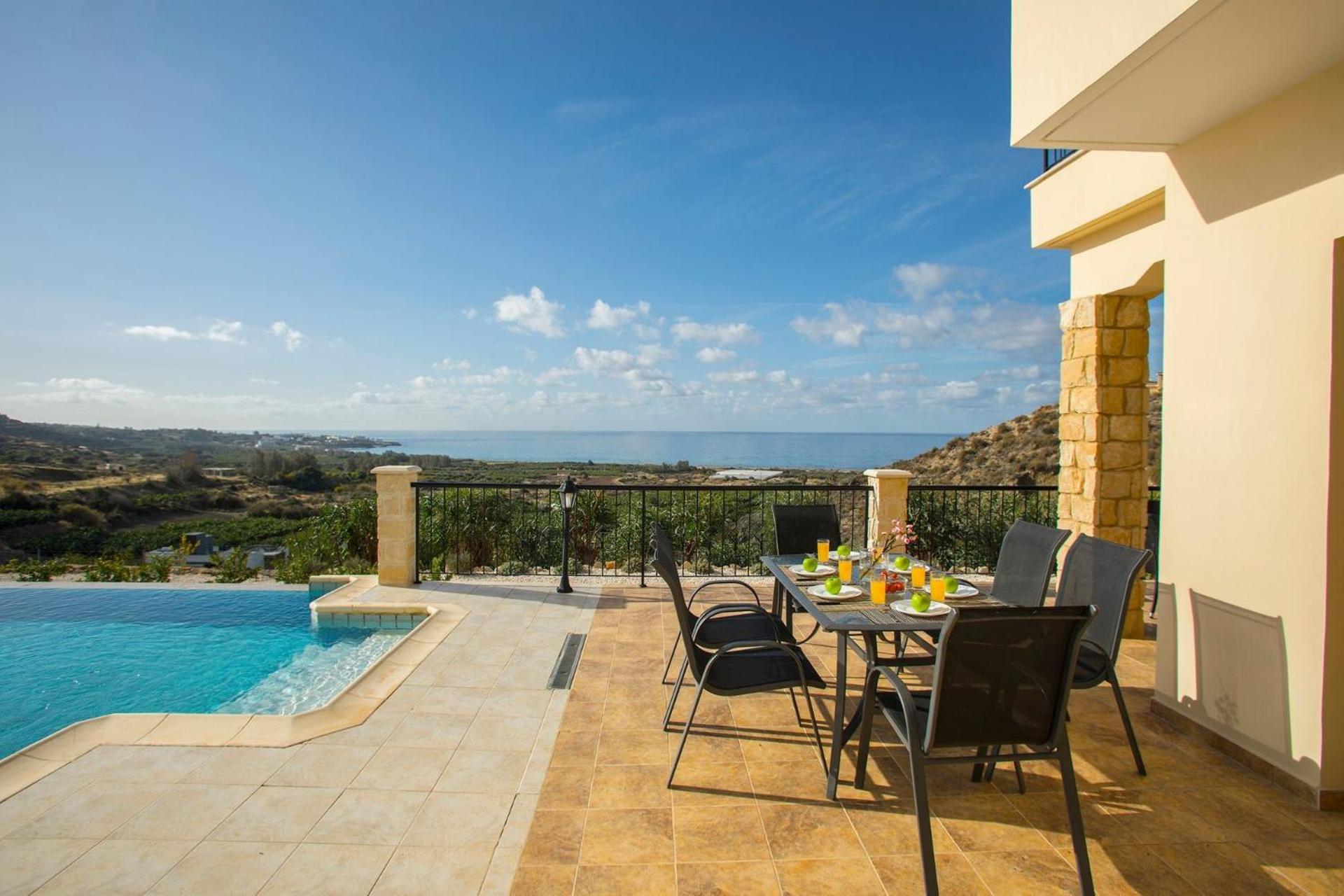Magnificent Coral Bay Villa - Villa Azure Cove - 3 Bedrooms - Great Sea Views - Well-Furnished
