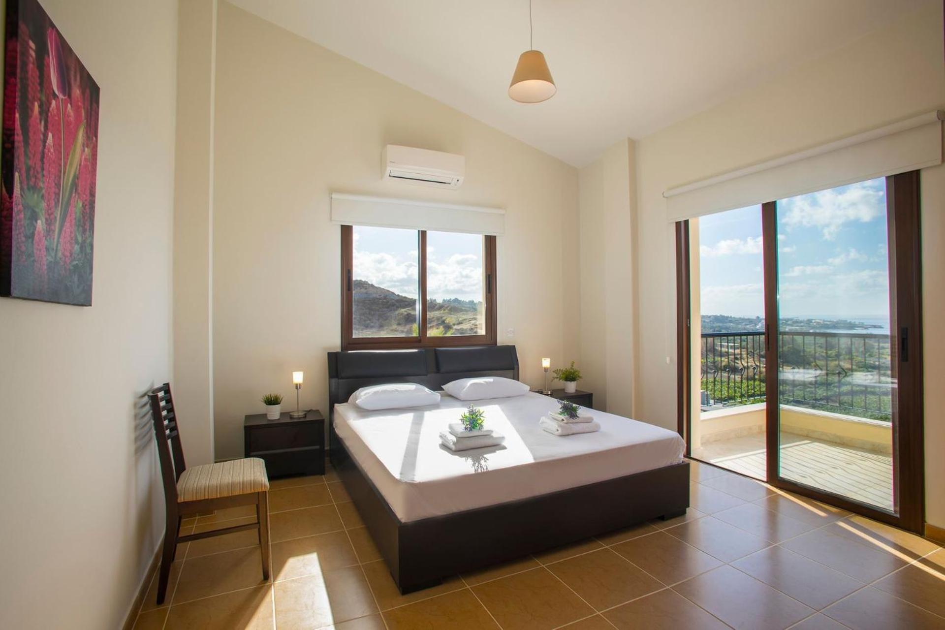 Magnificent Coral Bay Villa - Villa Azure Cove - 3 Bedrooms - Great Sea Views - Well-Furnished