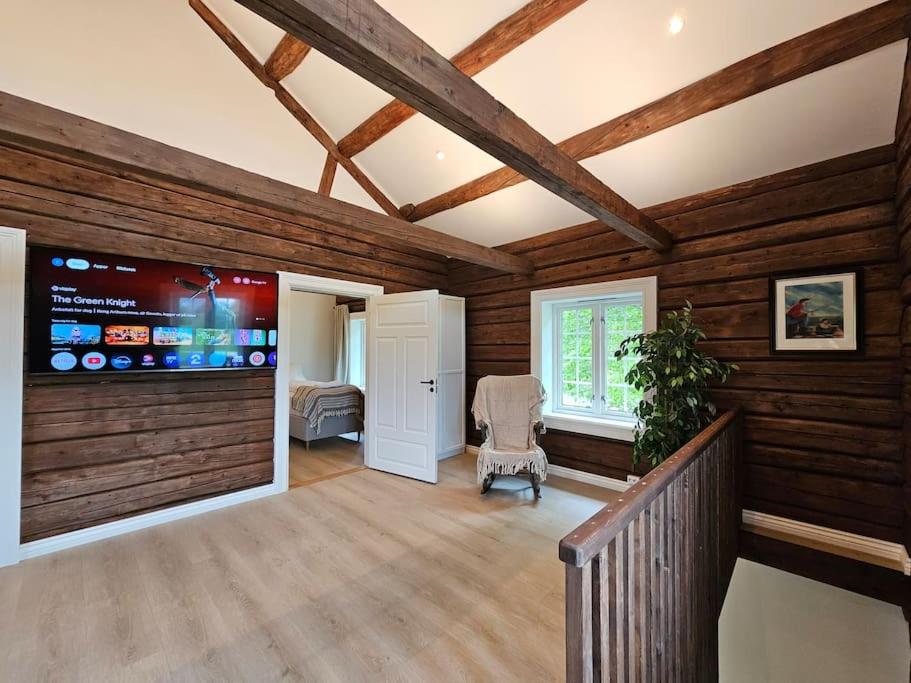Photo 23