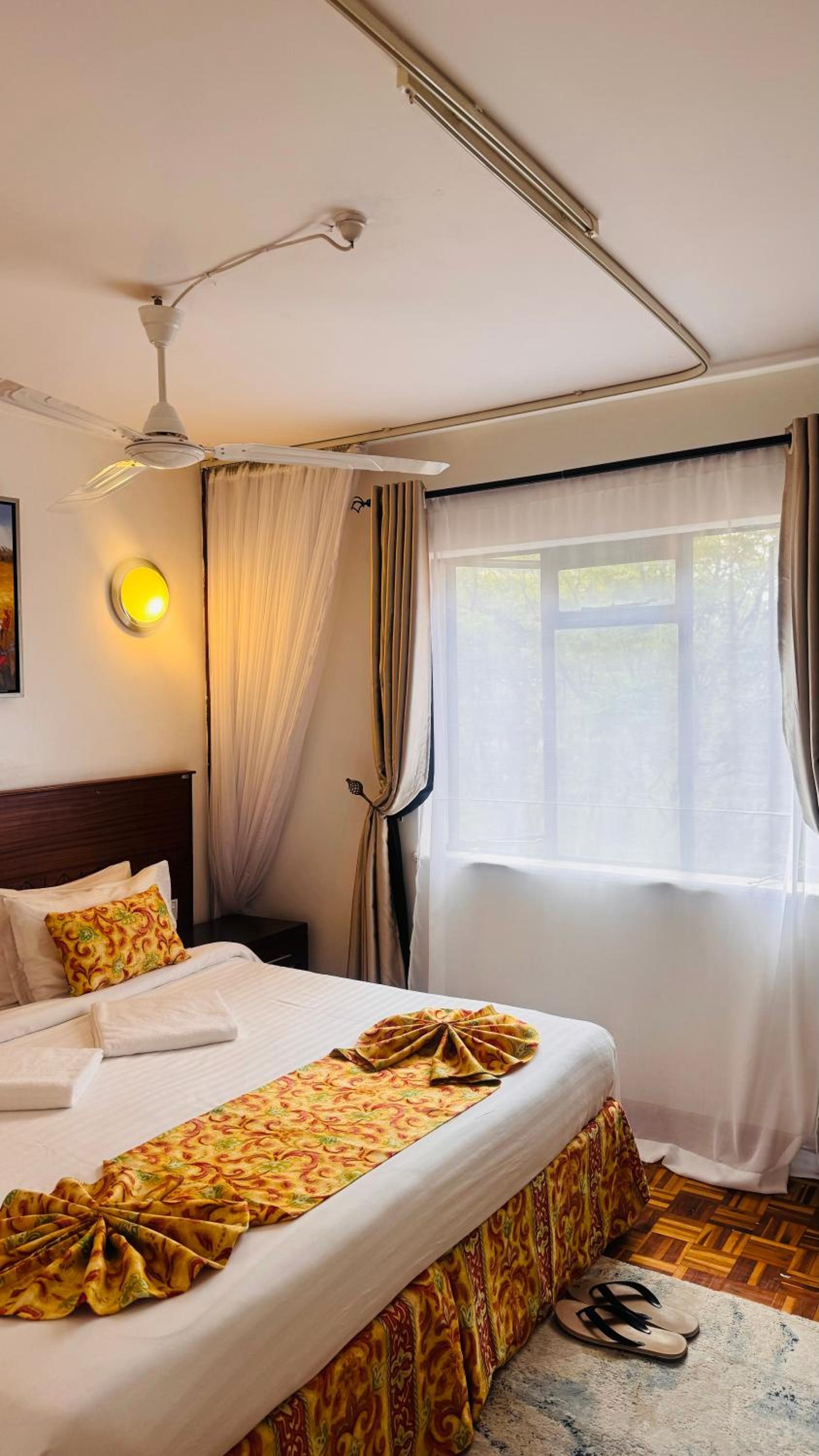 1 bedroom lantana road view 3