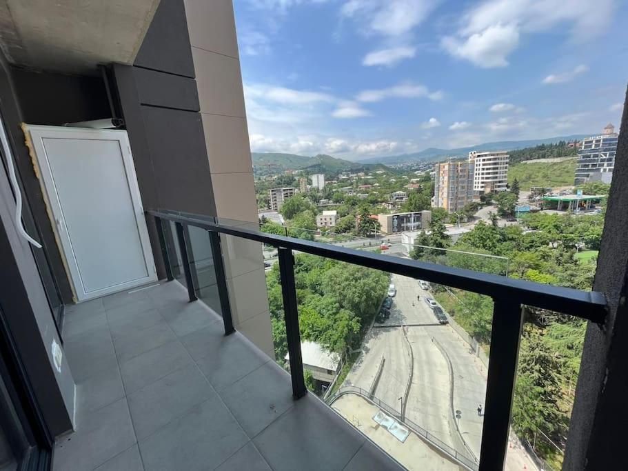 Cozy apartment in Tbilisi view 5