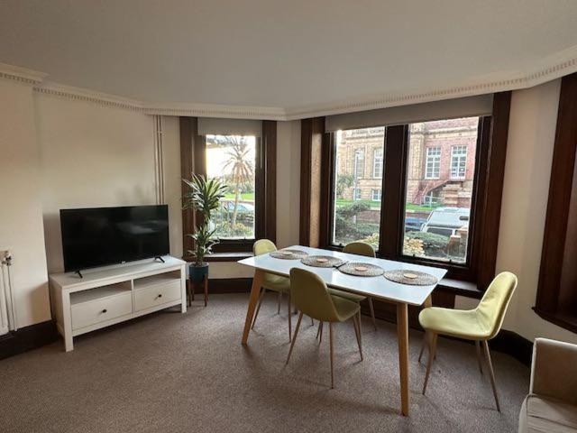 2-bed apartment in The Grand Hotel, Folkestone view 2