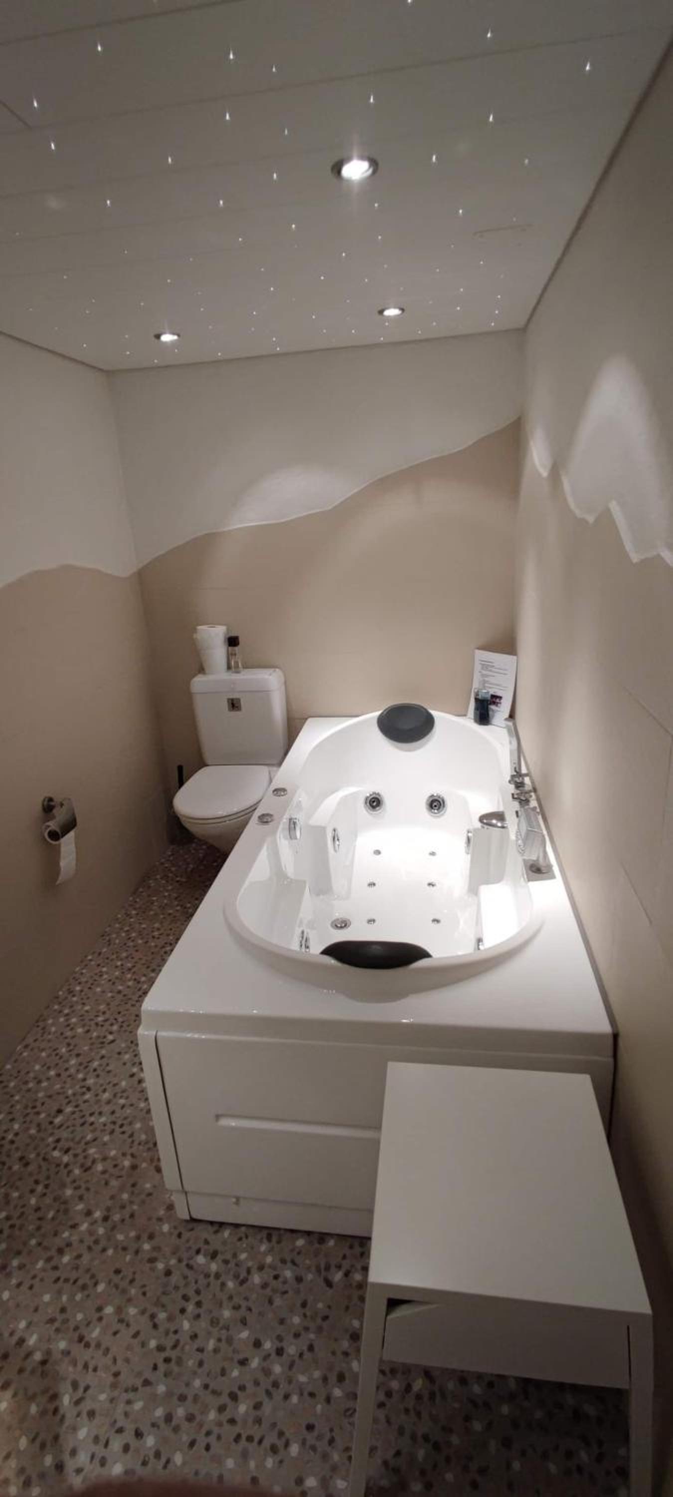 Large Apartment In The Vacation Center Whirlpool